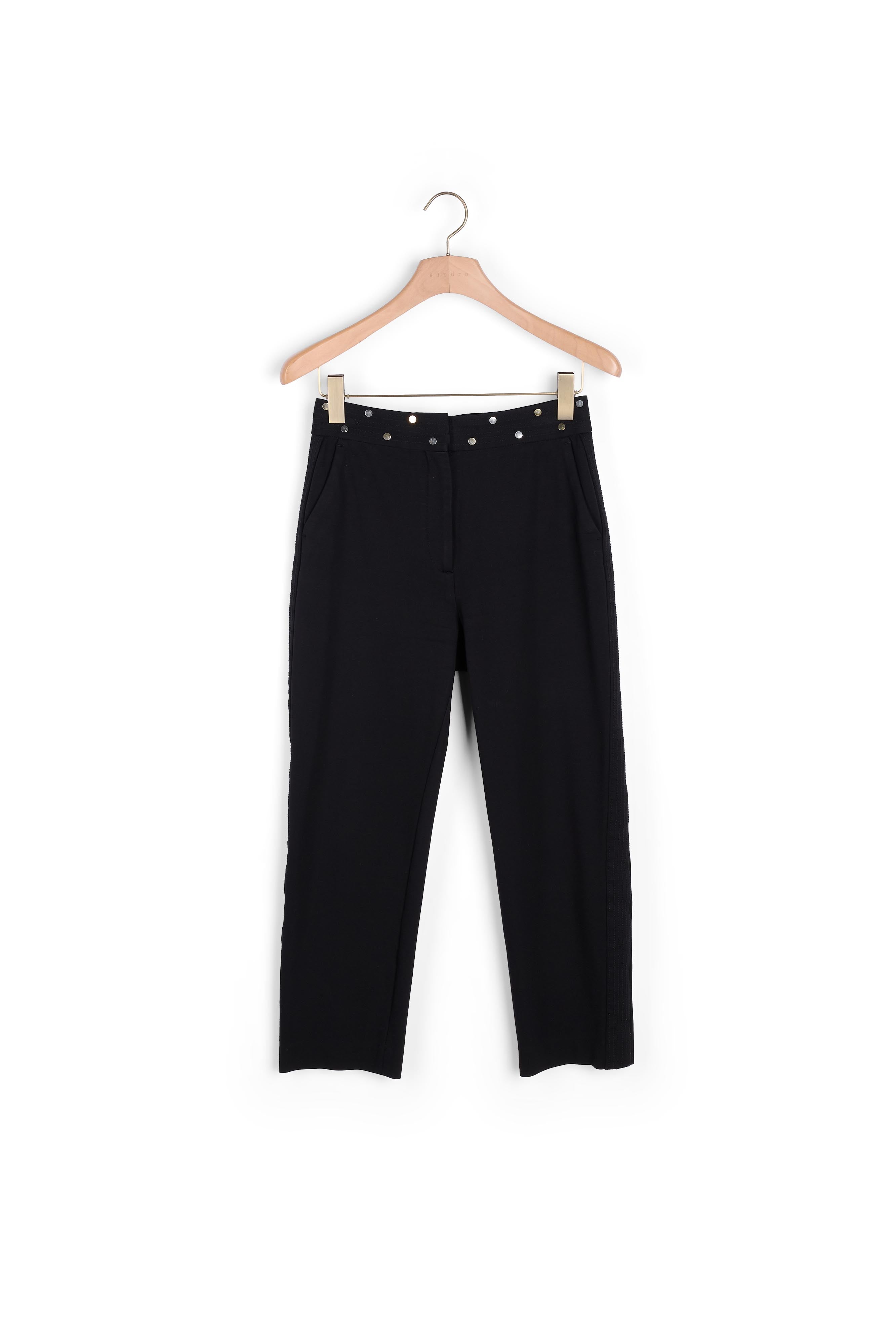 Pantalon à pinces avec studs à la taille Sandro seconde main