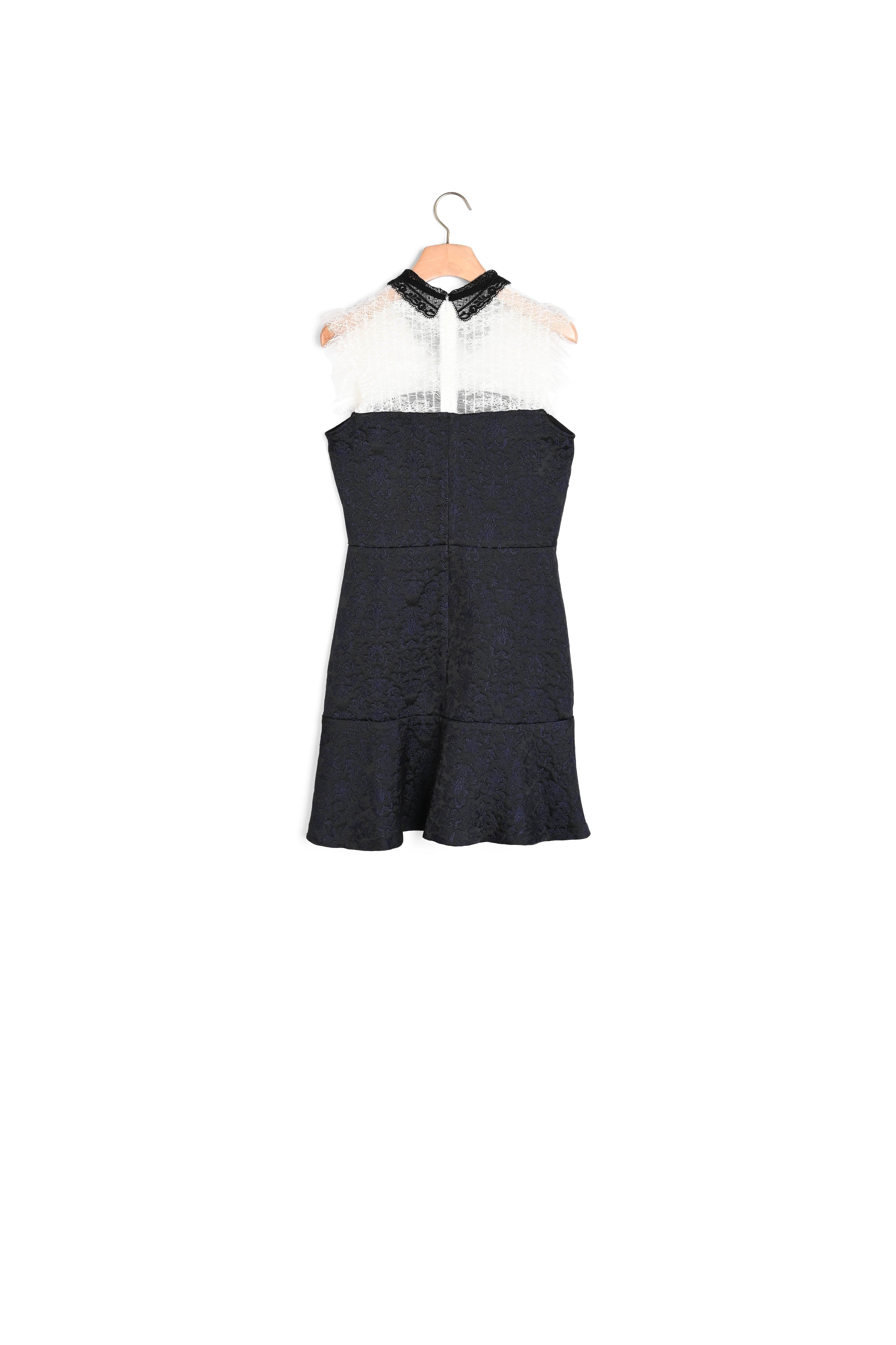 Robe en brocard avec dentelle Sandro seconde main