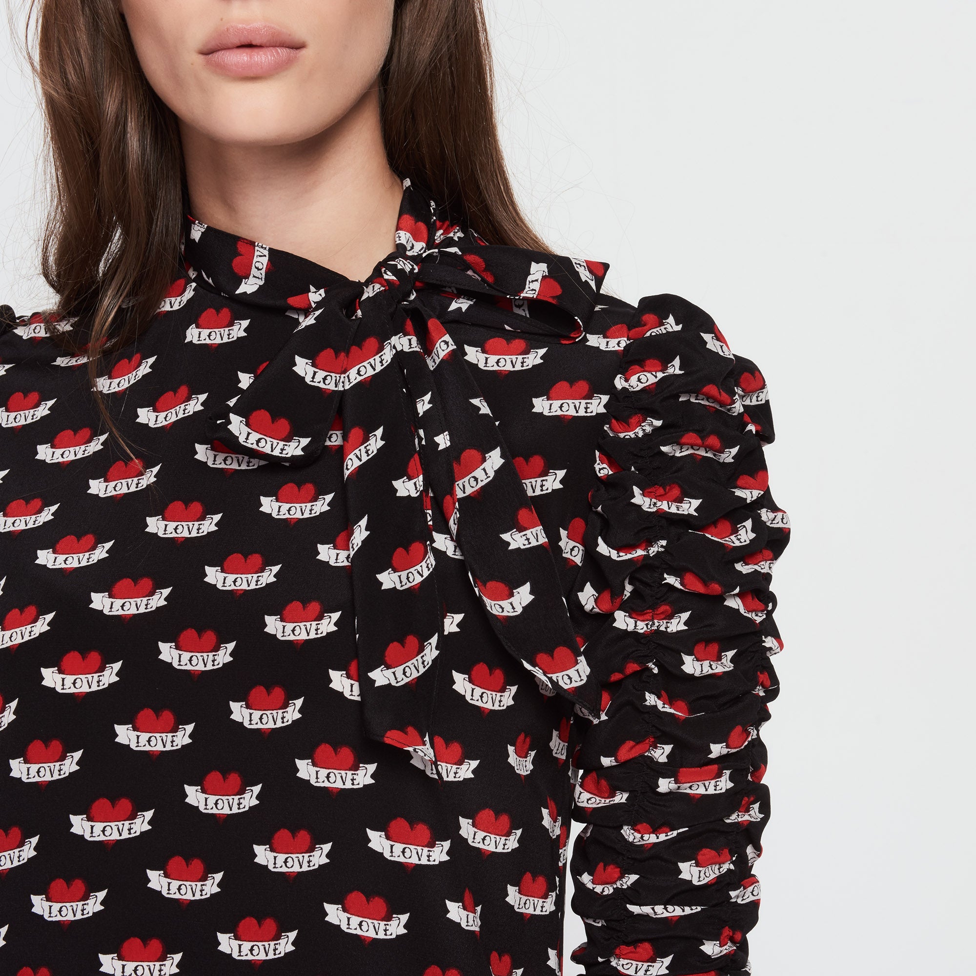 Robe en soie imprimé cœurs Sandro seconde main