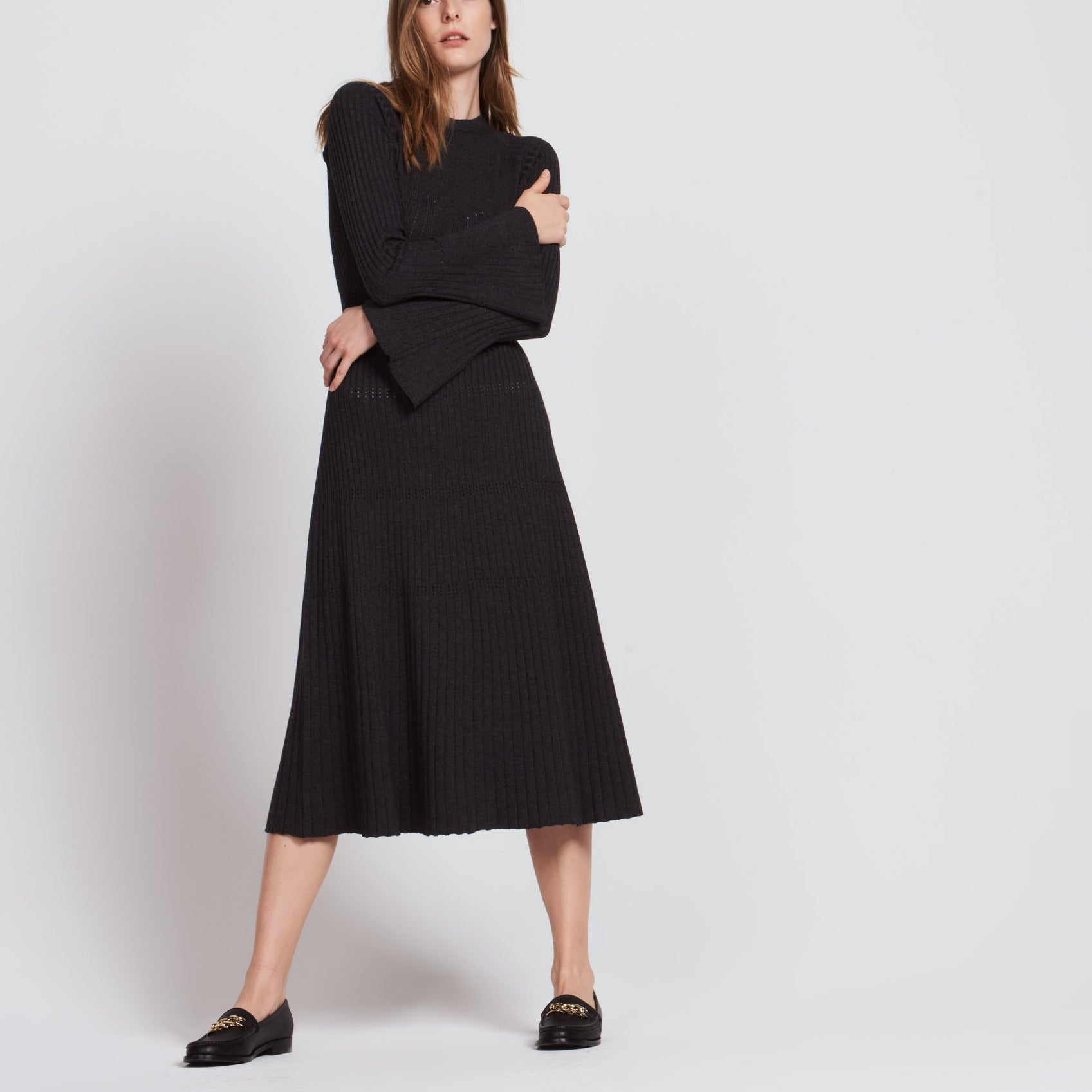 Robe mi longue en Maille dos ouvert Sandro seconde main