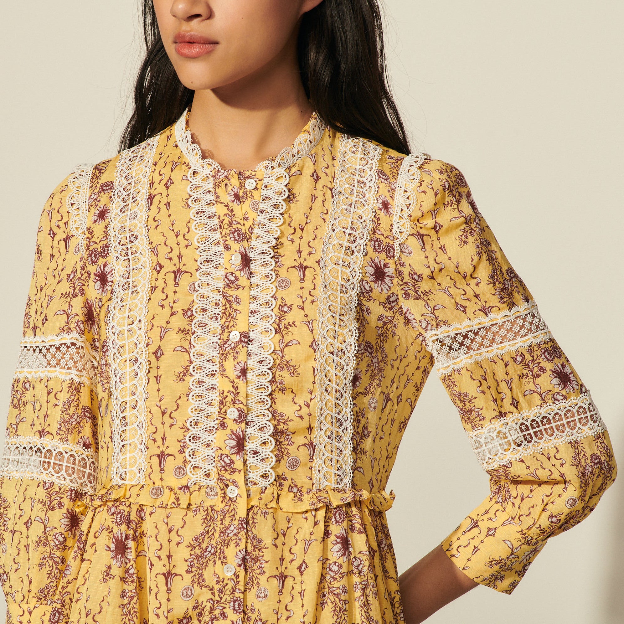 Robe longue imprimée et jeu de galons Sandro seconde main