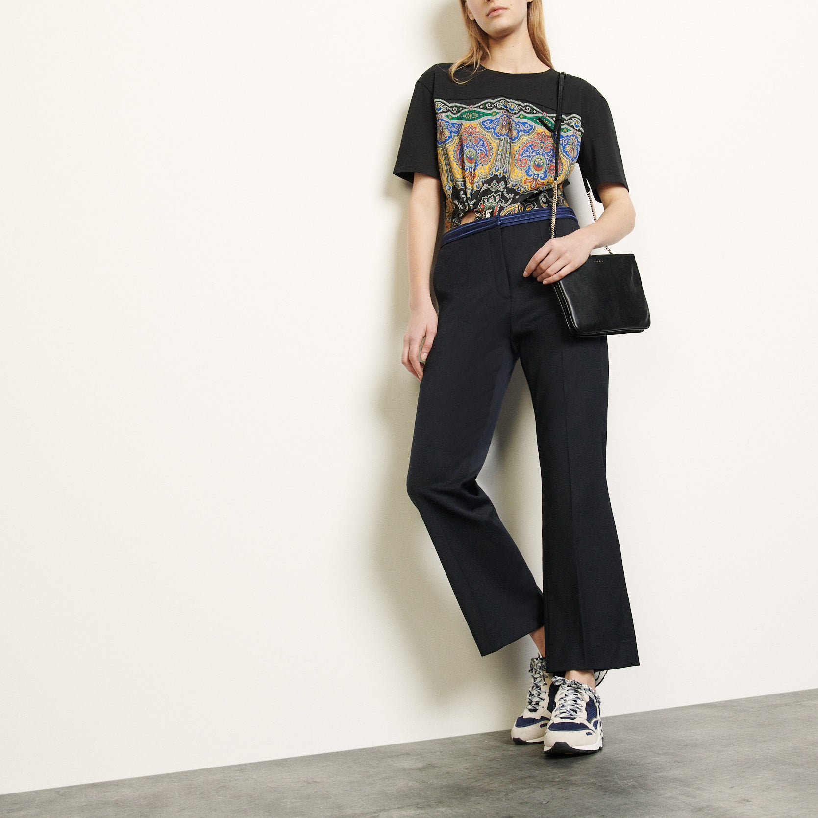 Pantalon droit avec galon à la taille Sandro seconde main