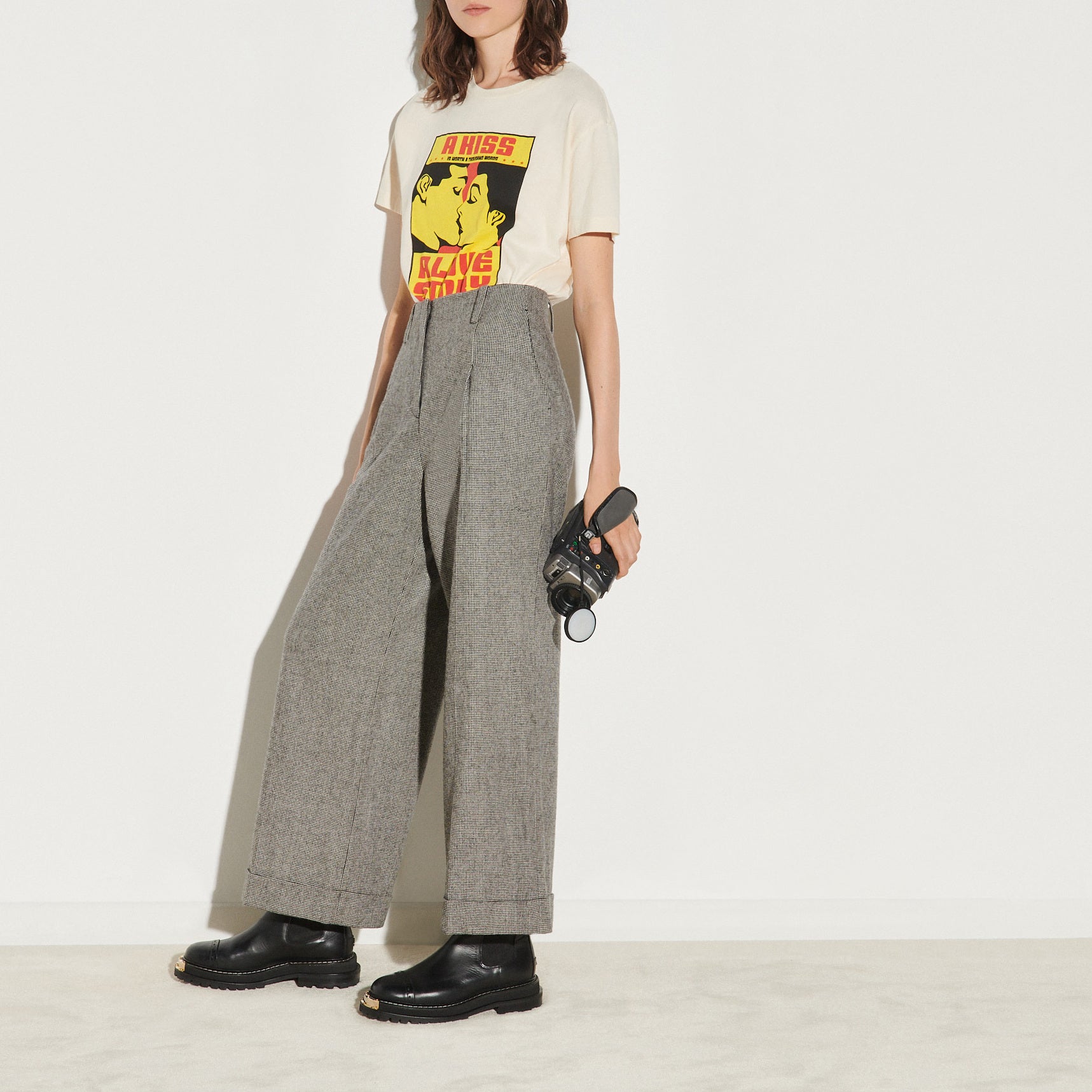 Pantalon large taille haute Sandro seconde main