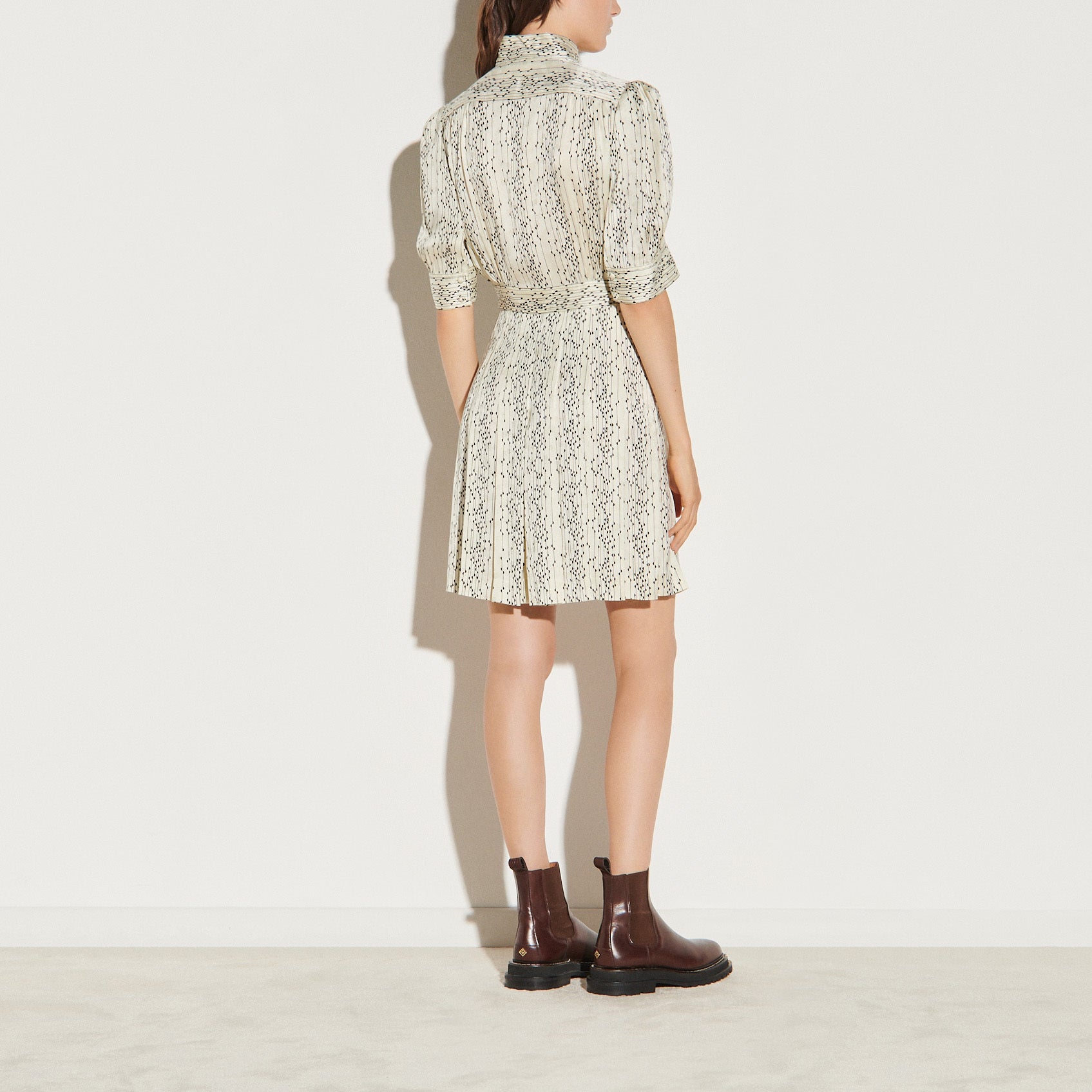 Robe Chemise courte imprimée Sandro seconde main