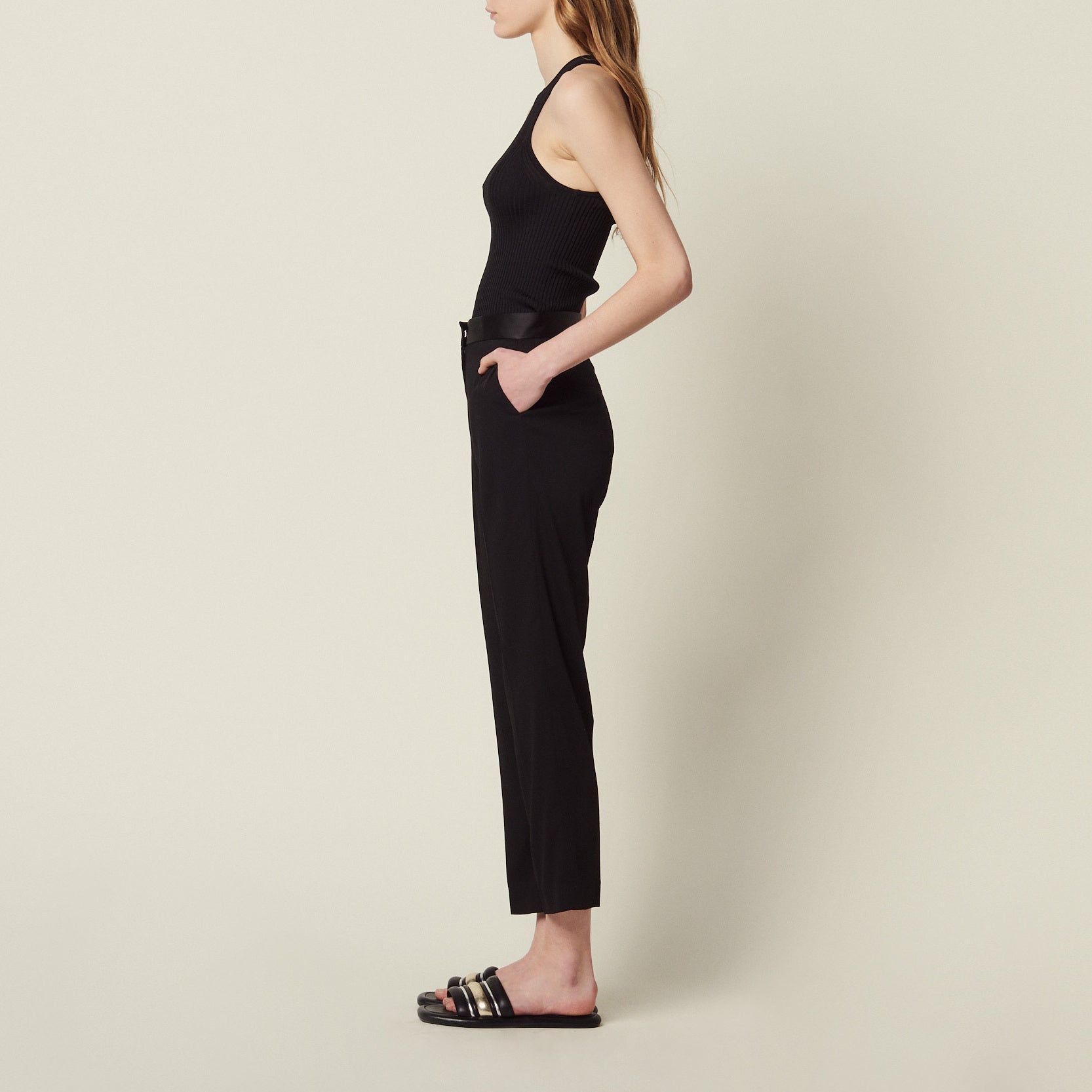 Pantalon avec empiècement de satin Sandro seconde main