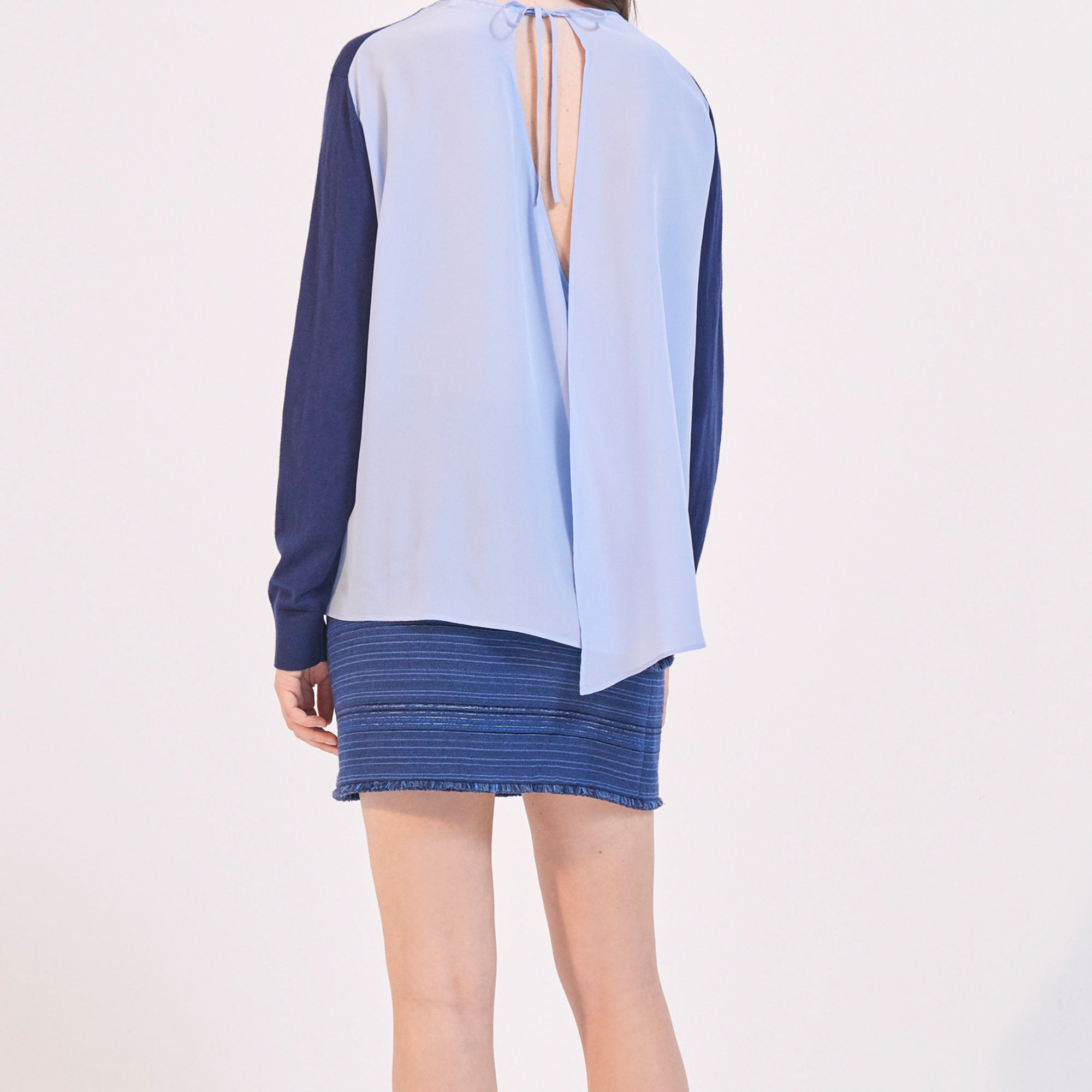 Pull dos en soie Sandro seconde main