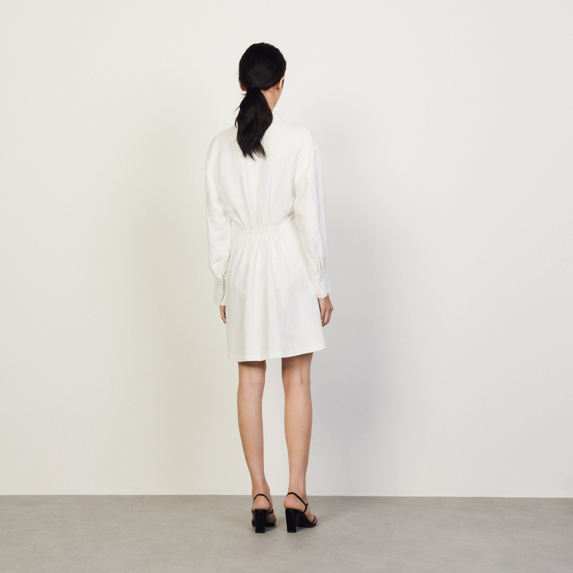 Robe courte à manches longues Sandro seconde main