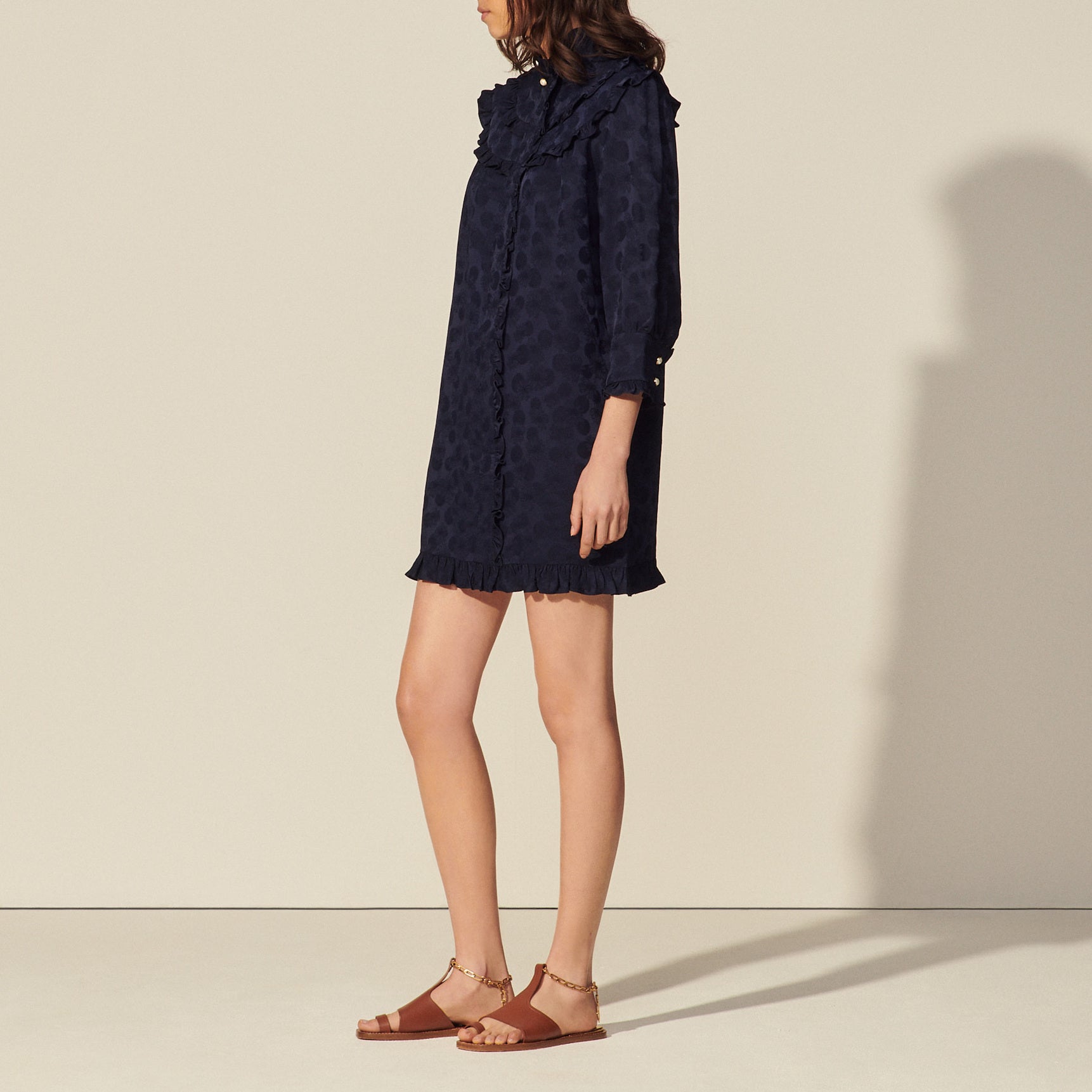 Robe courte en jacquard marguerites Sandro seconde main