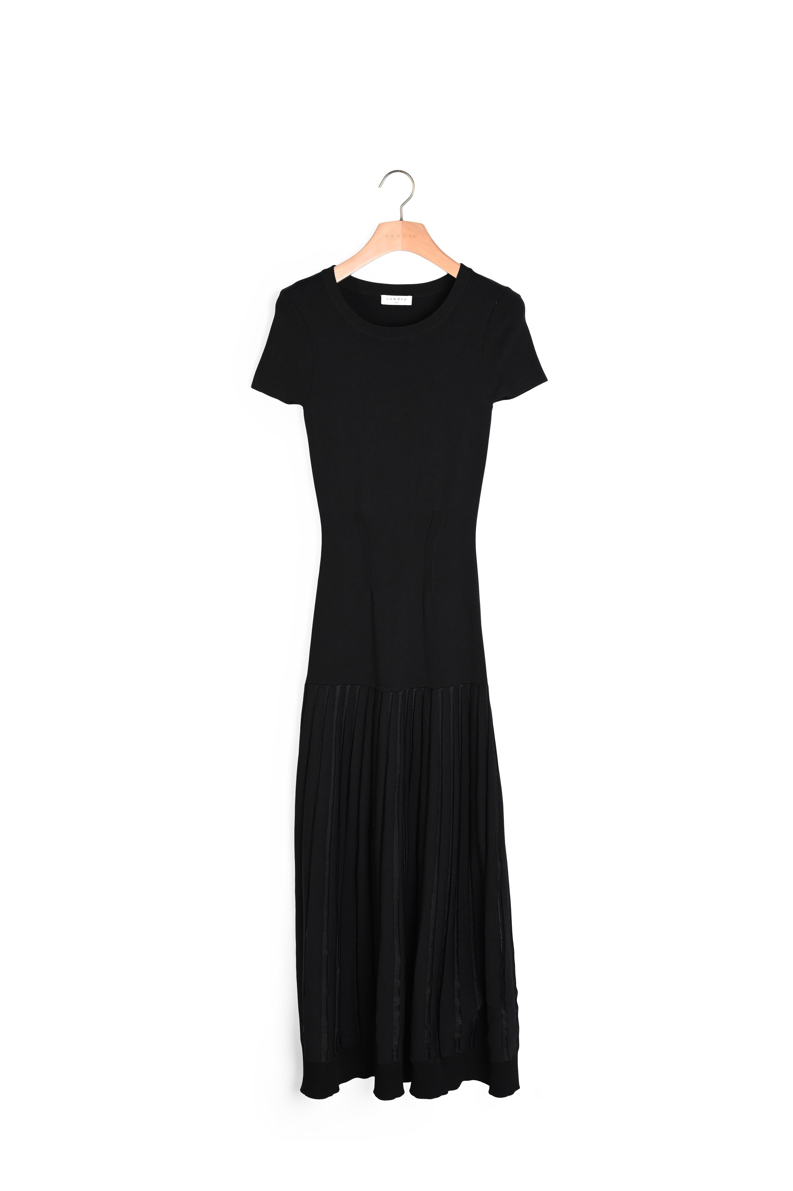 Robe longue en Maille prés du corps Sandro seconde main