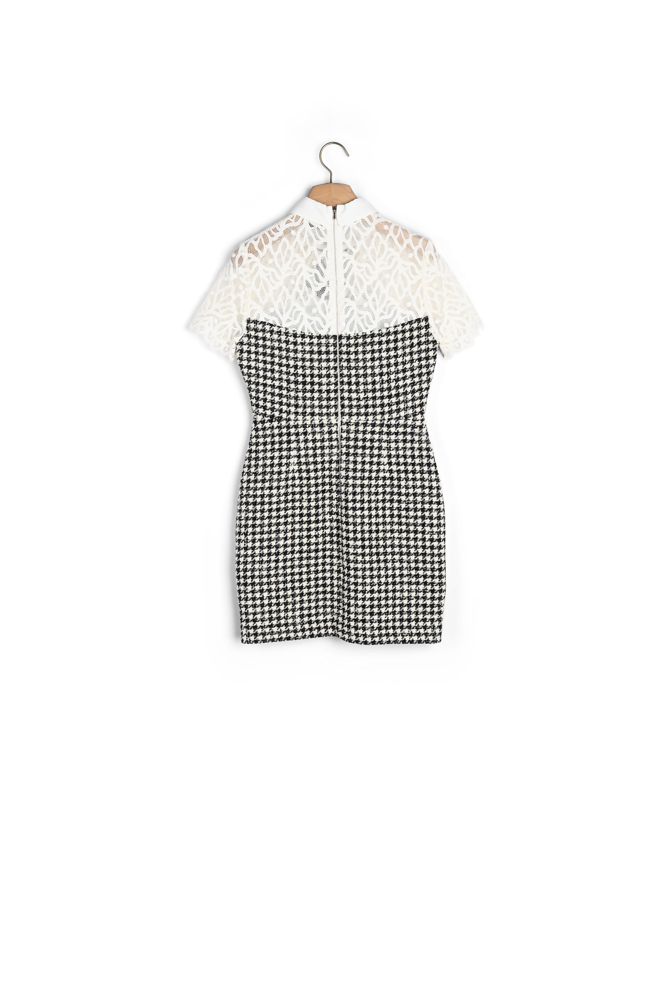 Robe Blanc/Noir Sandro seconde main