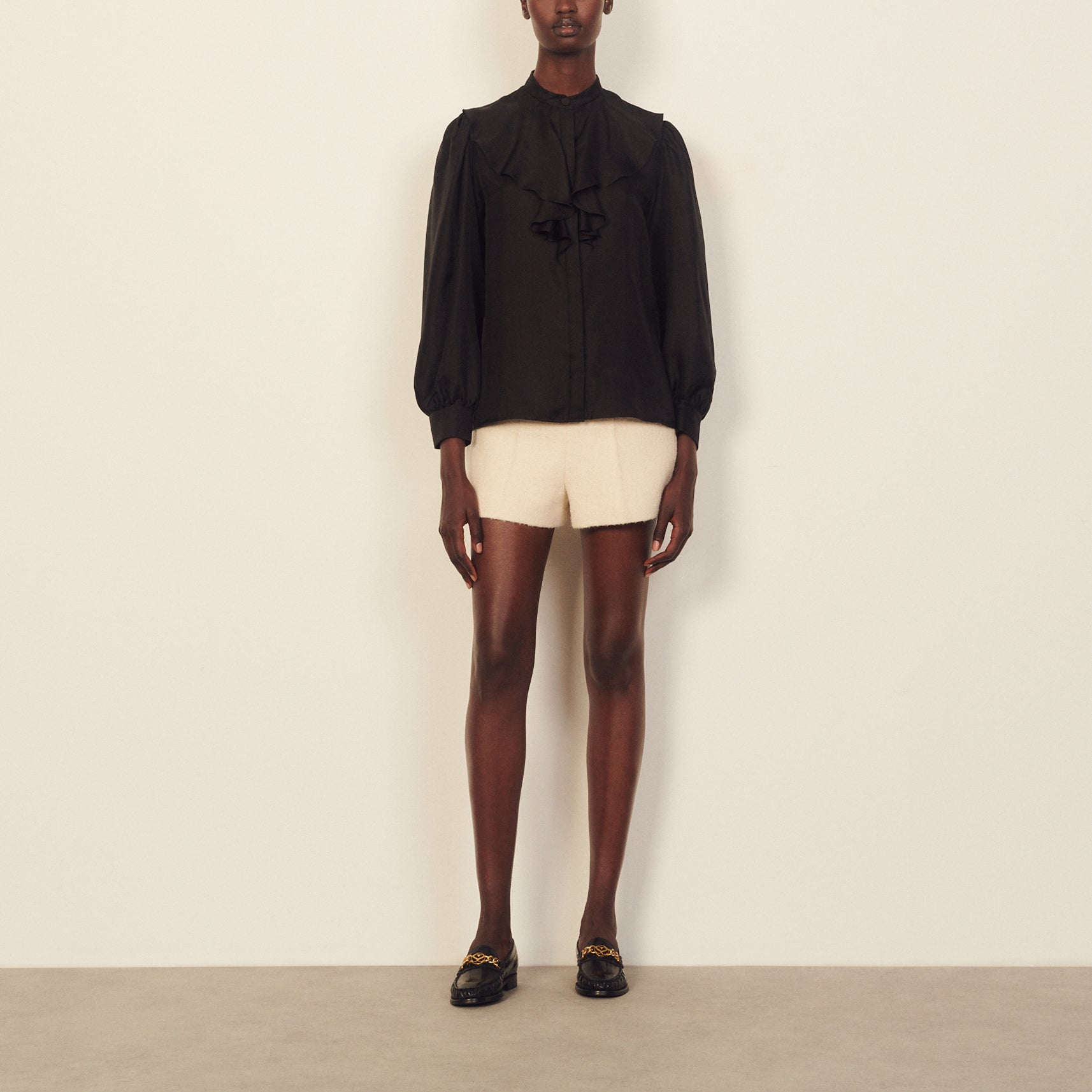 Chemise en soie à col jabot Sandro seconde main