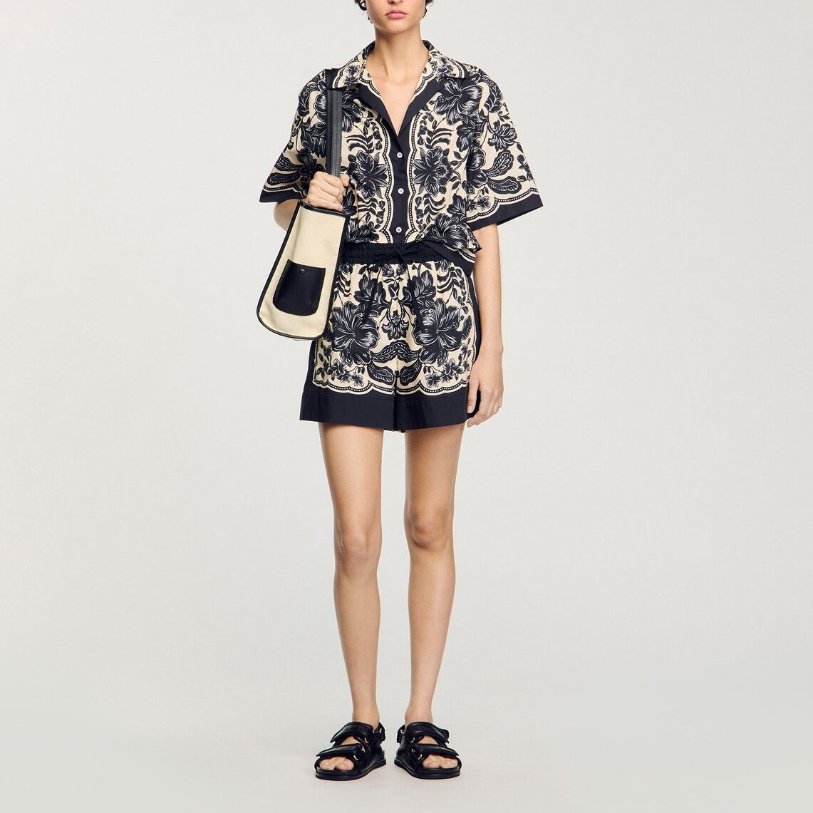 Short à imprimé fleuri hawaïen Sandro seconde main