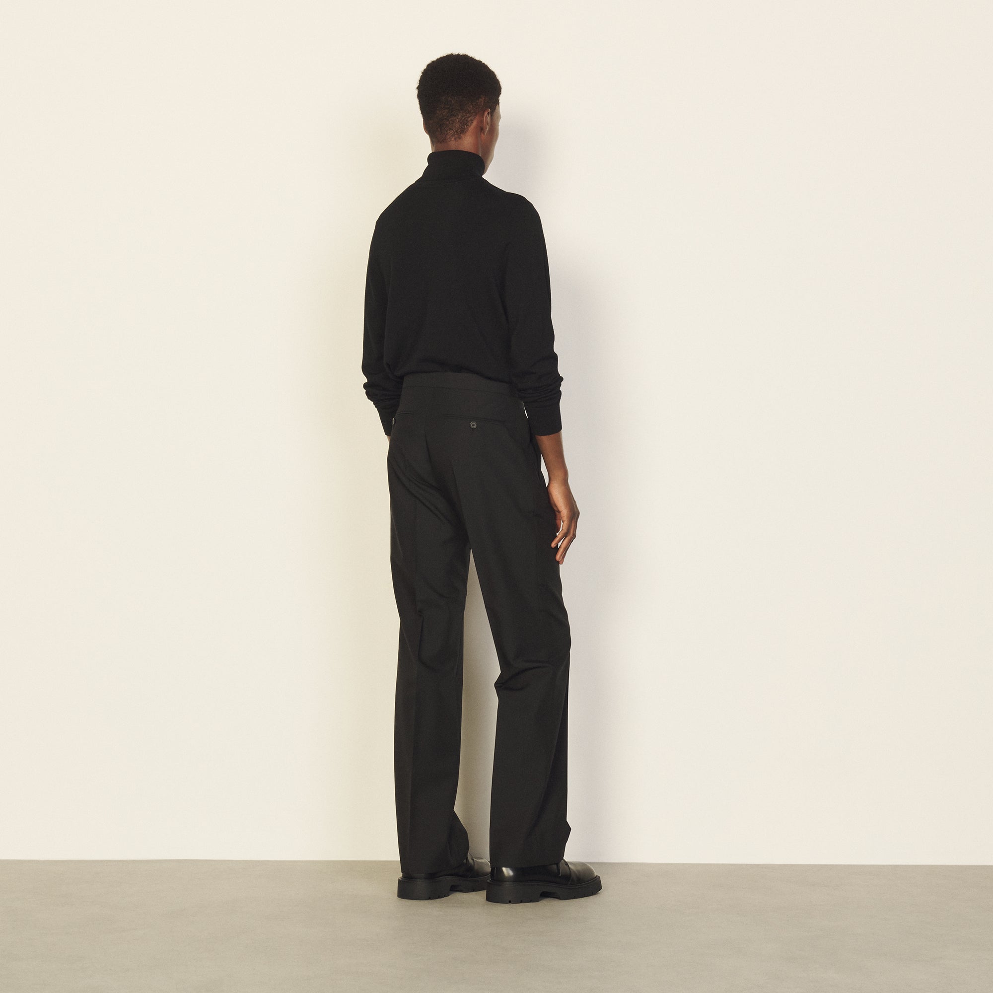 Pantalon classique en laine vierge Sandro seconde main