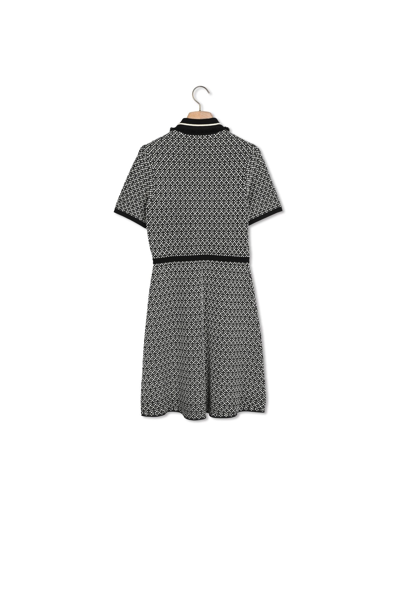 Robe courte en Maille Sandro seconde main
