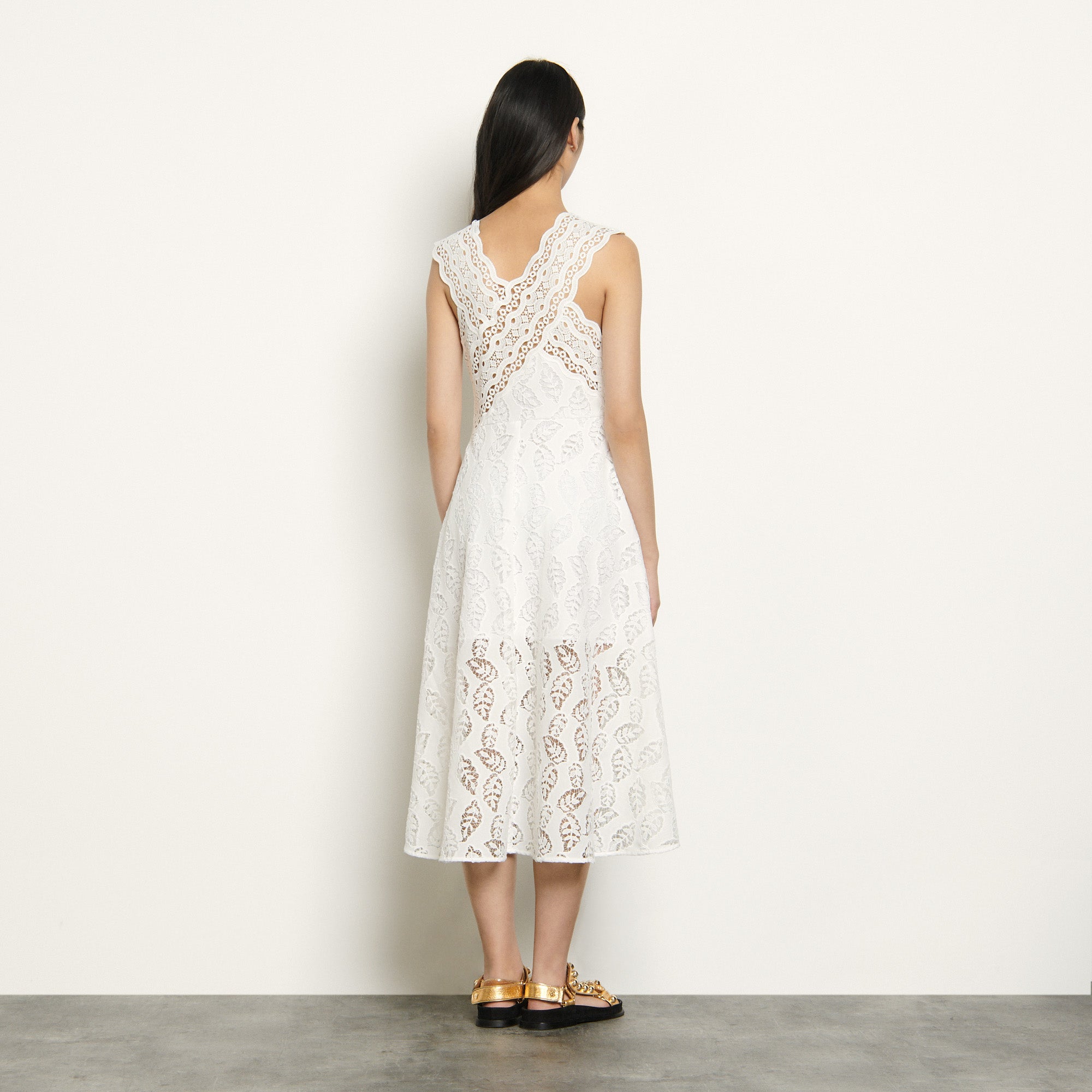 Robe longue  en broderie anglaise Sandro seconde main