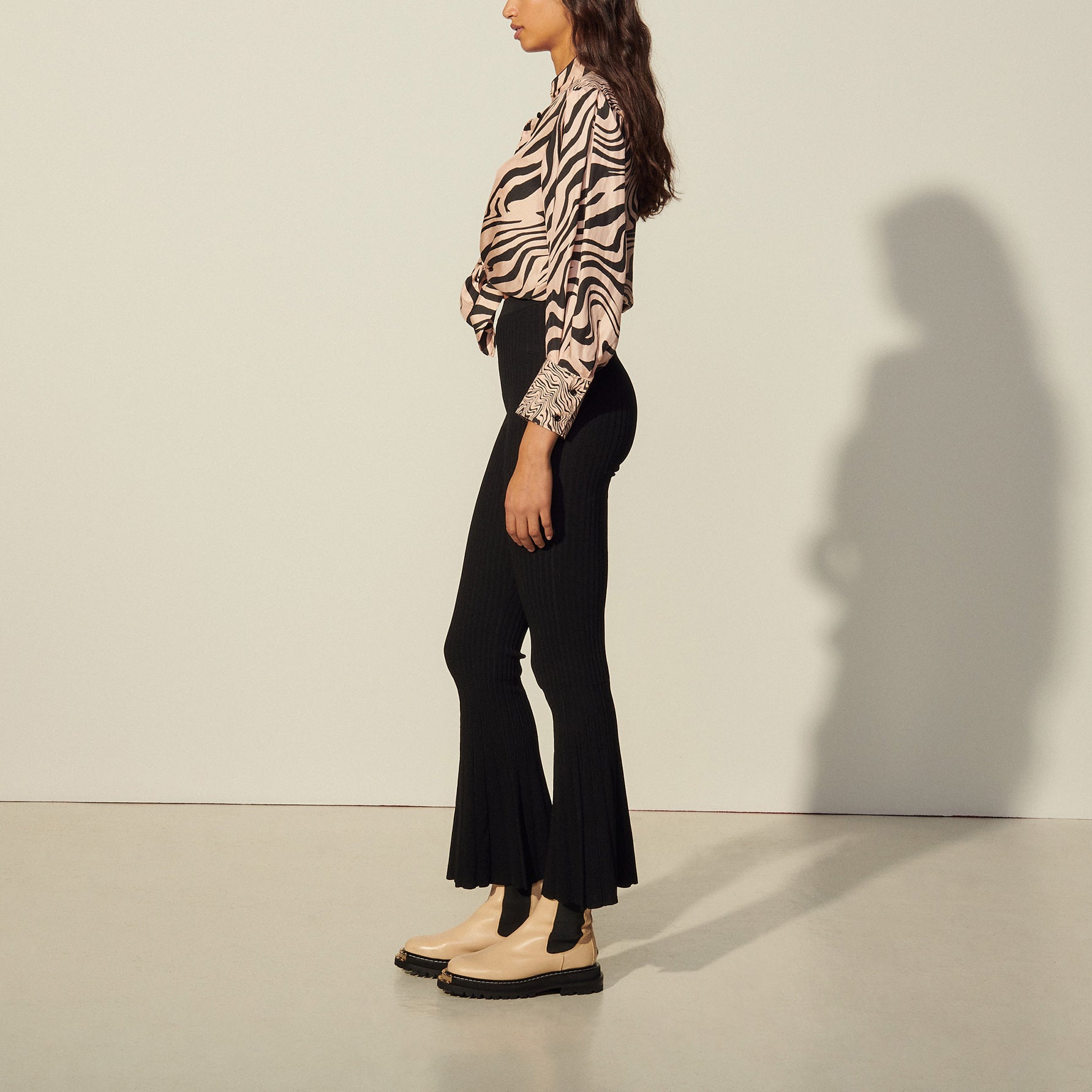 Pantalon évasé en Maille Sandro seconde main