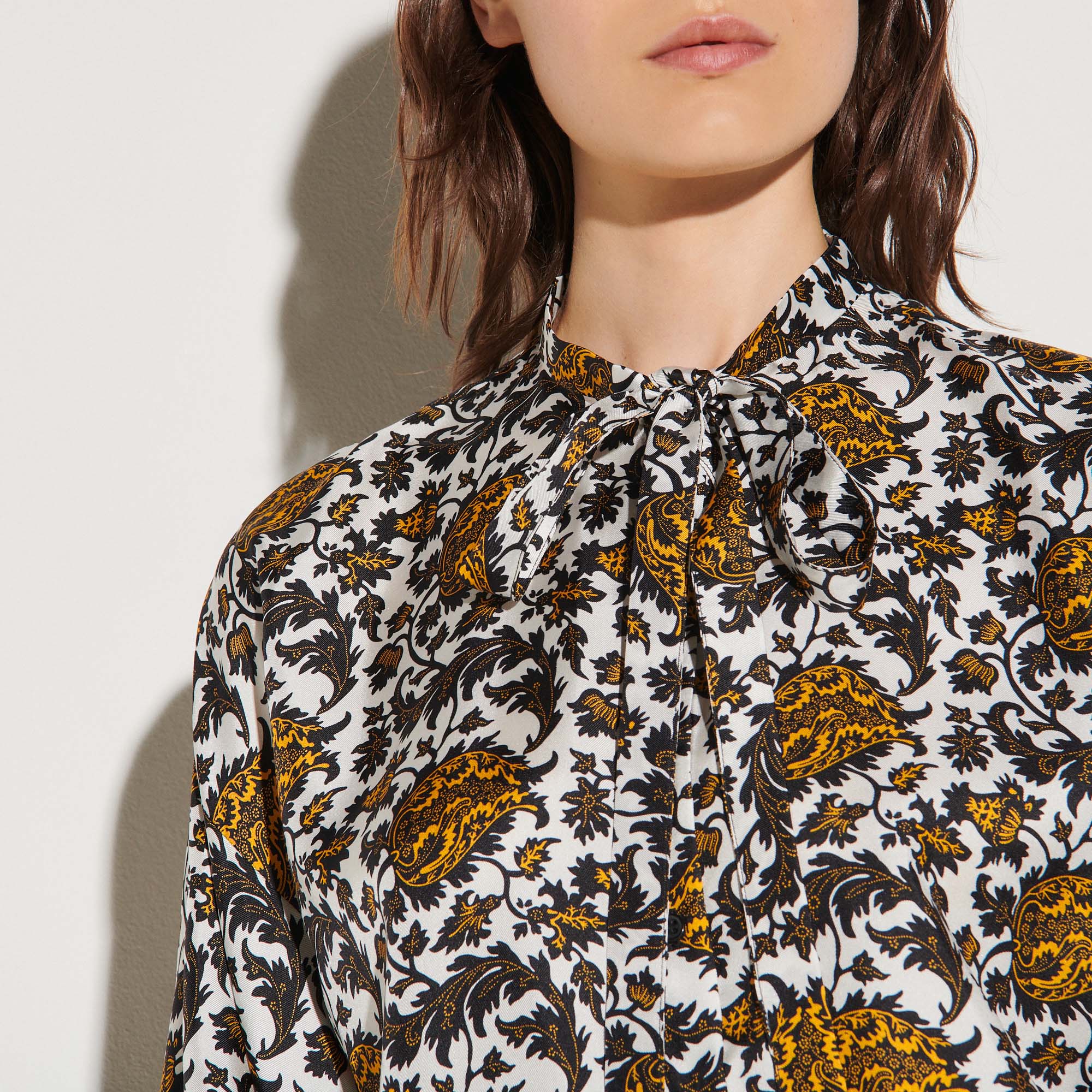 Chemise imprimée en soie Sandro seconde main