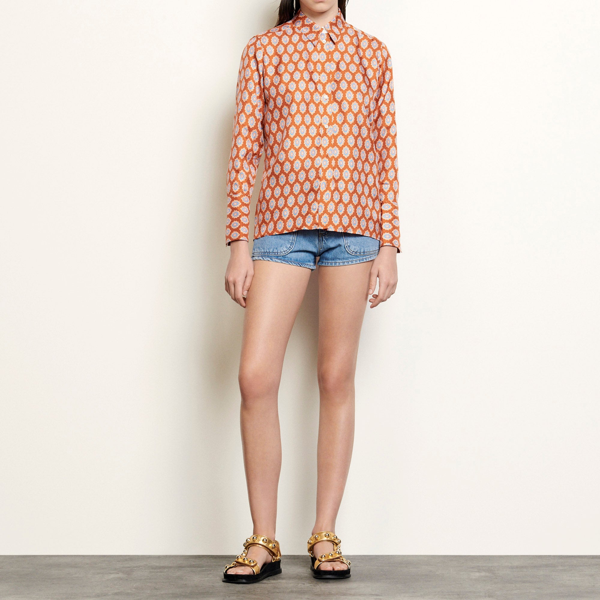 Chemise classique en soie imprimée Sandro seconde main