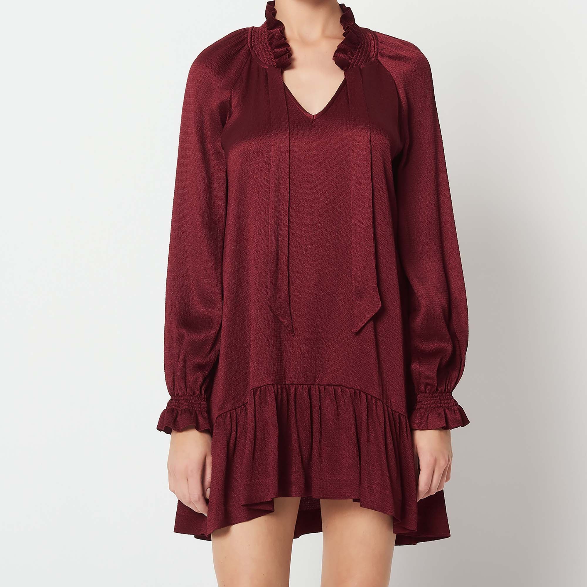 Robe courte à petits volants Sandro seconde main