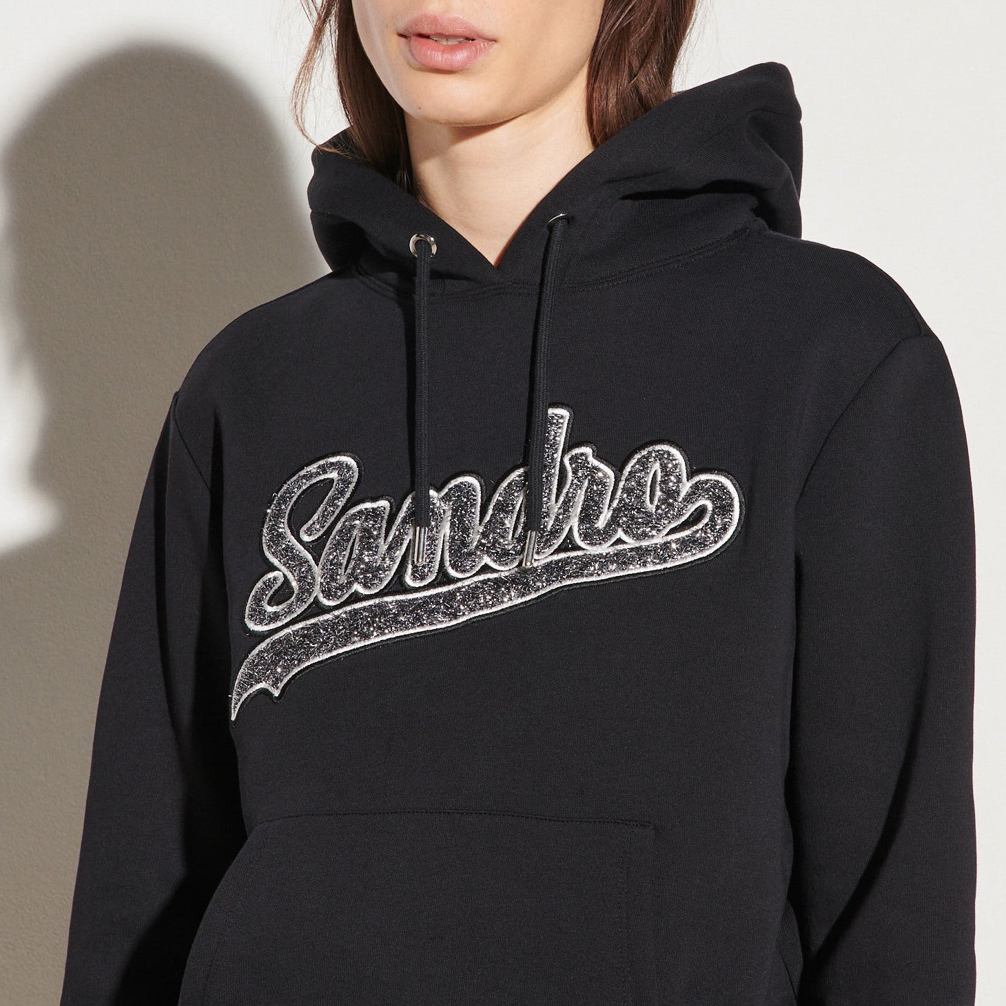 Sweat à capuche avec patch Sandro seconde main