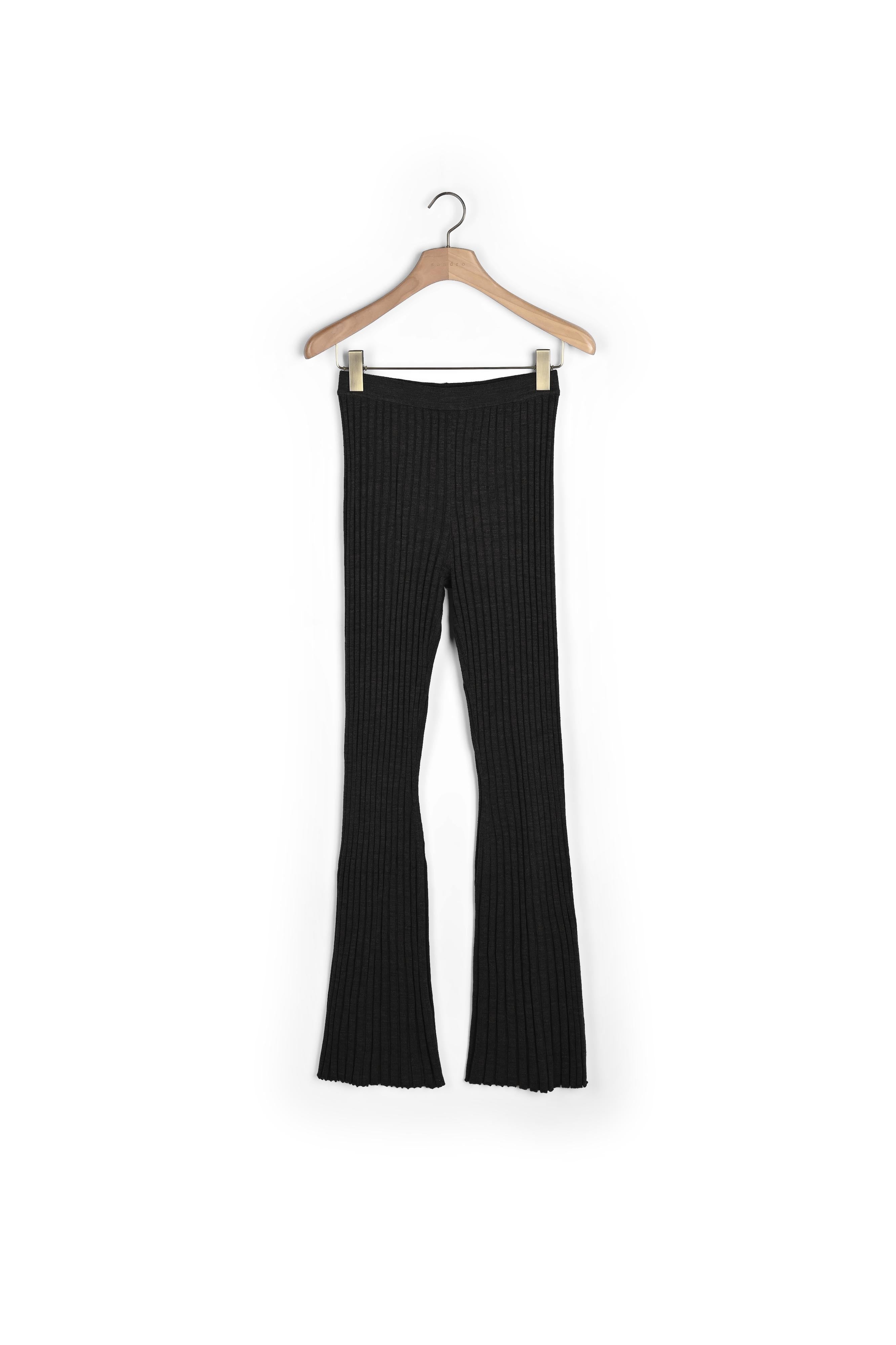 Pantalon en Maille côtelée Sandro seconde main