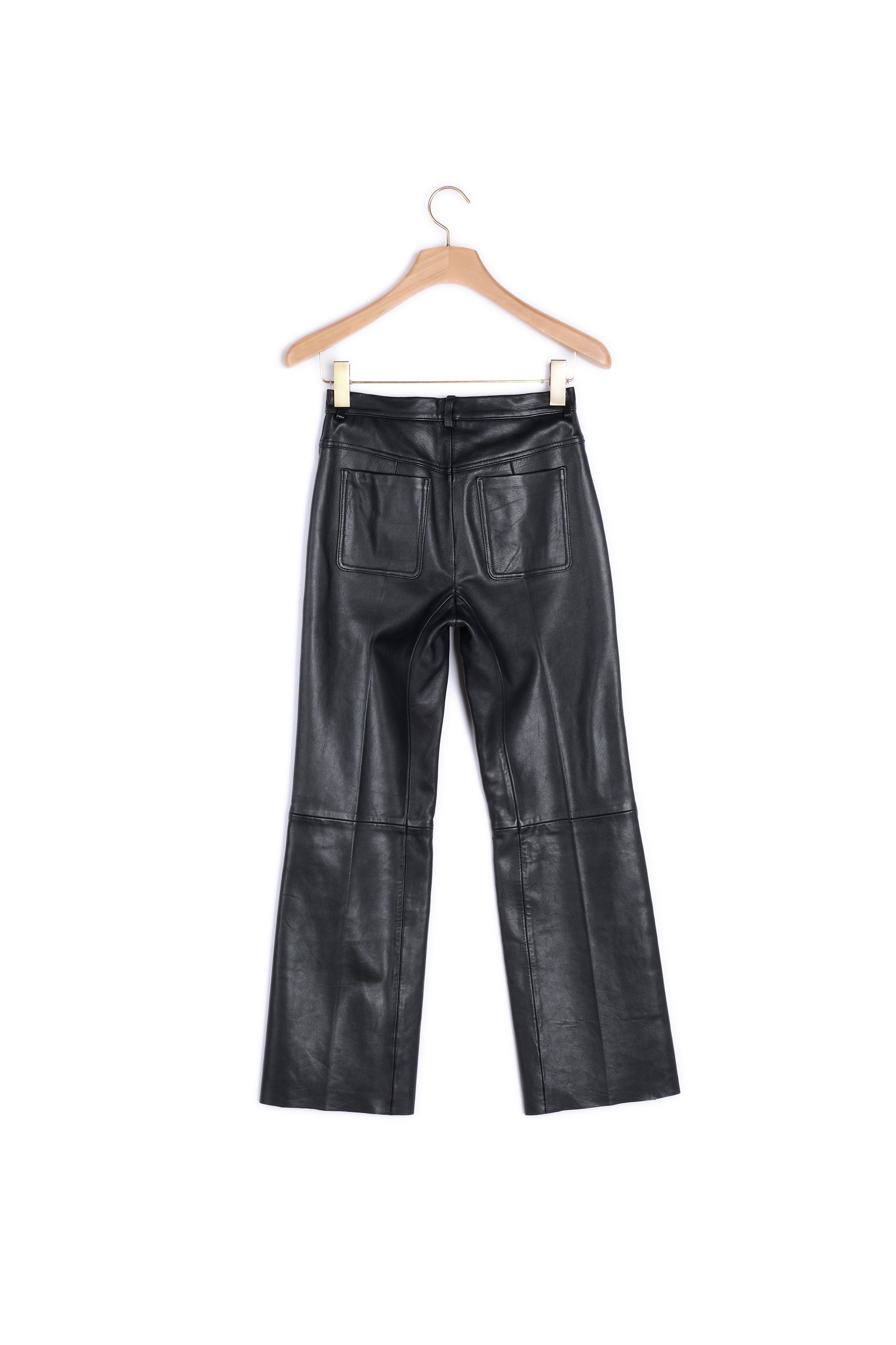Pantalon en cuir Sandro seconde main