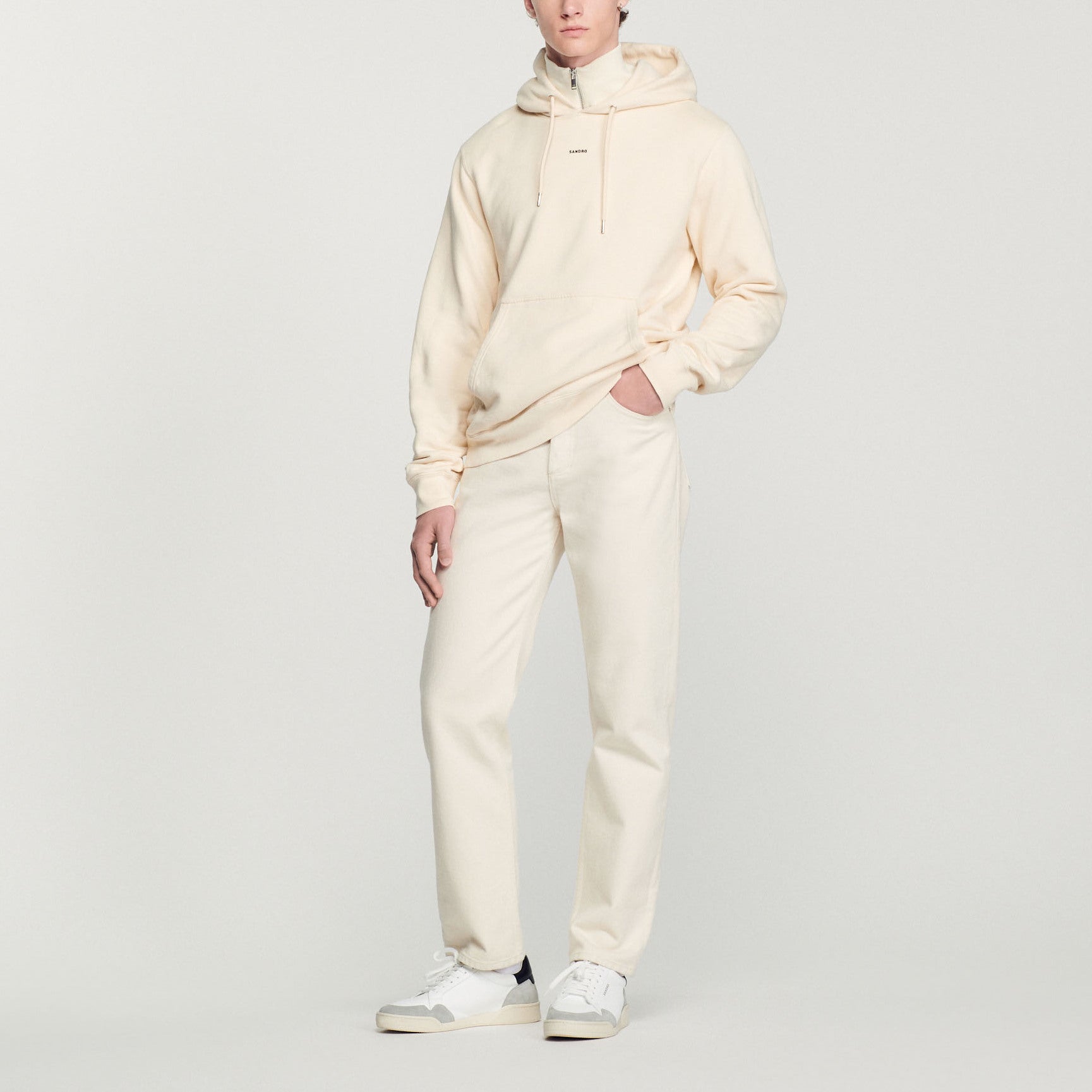 Sweatshirt Ecru Sandro seconde main