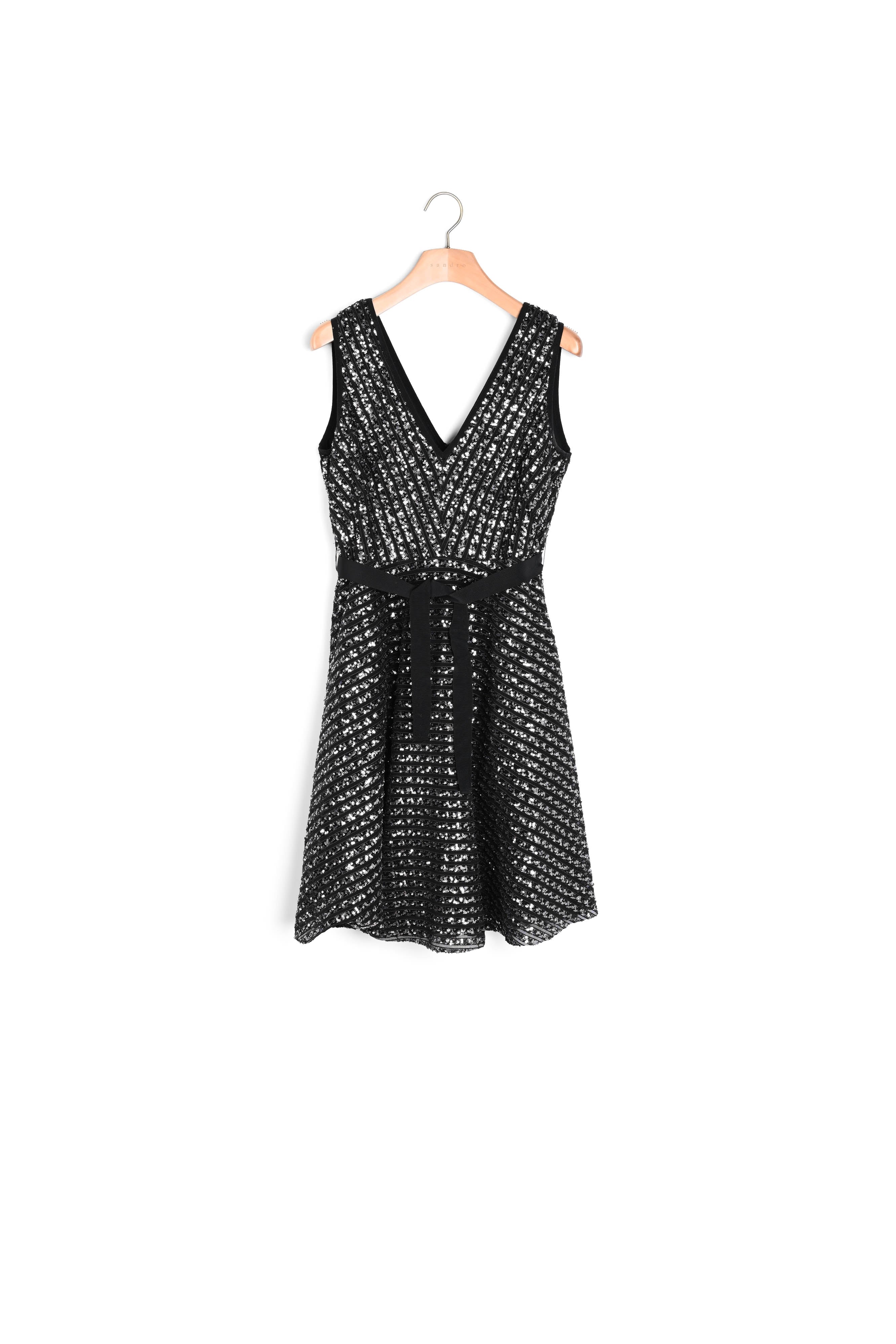 Robe rebrodée de sequins ceinture nœud Sandro seconde main