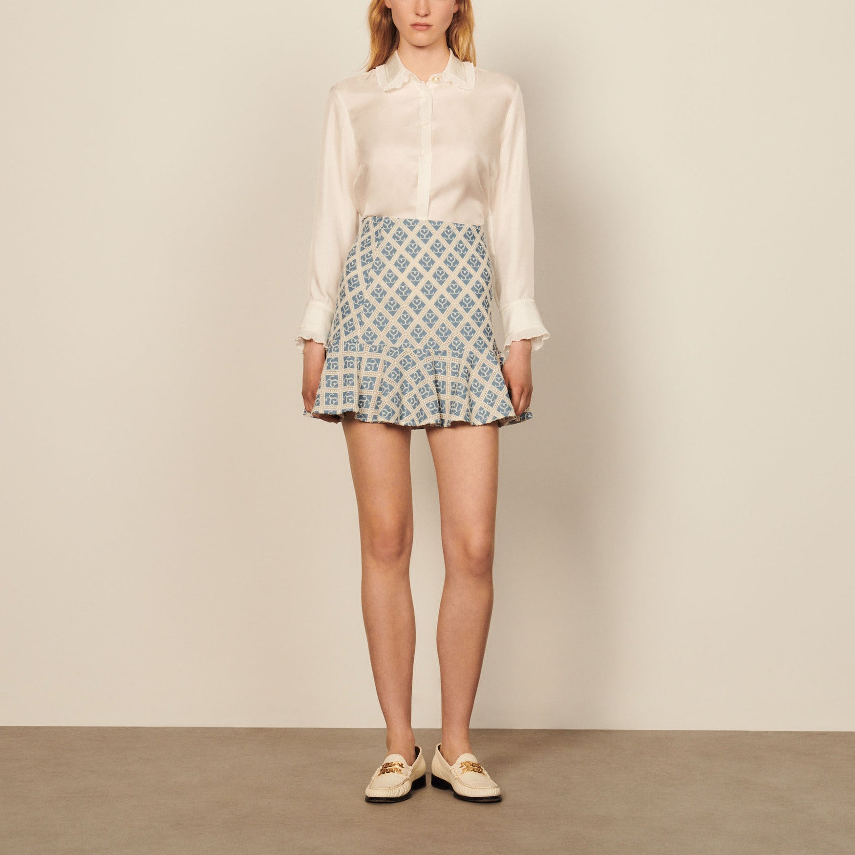 Jupe courte en guipure double S Sandro seconde main