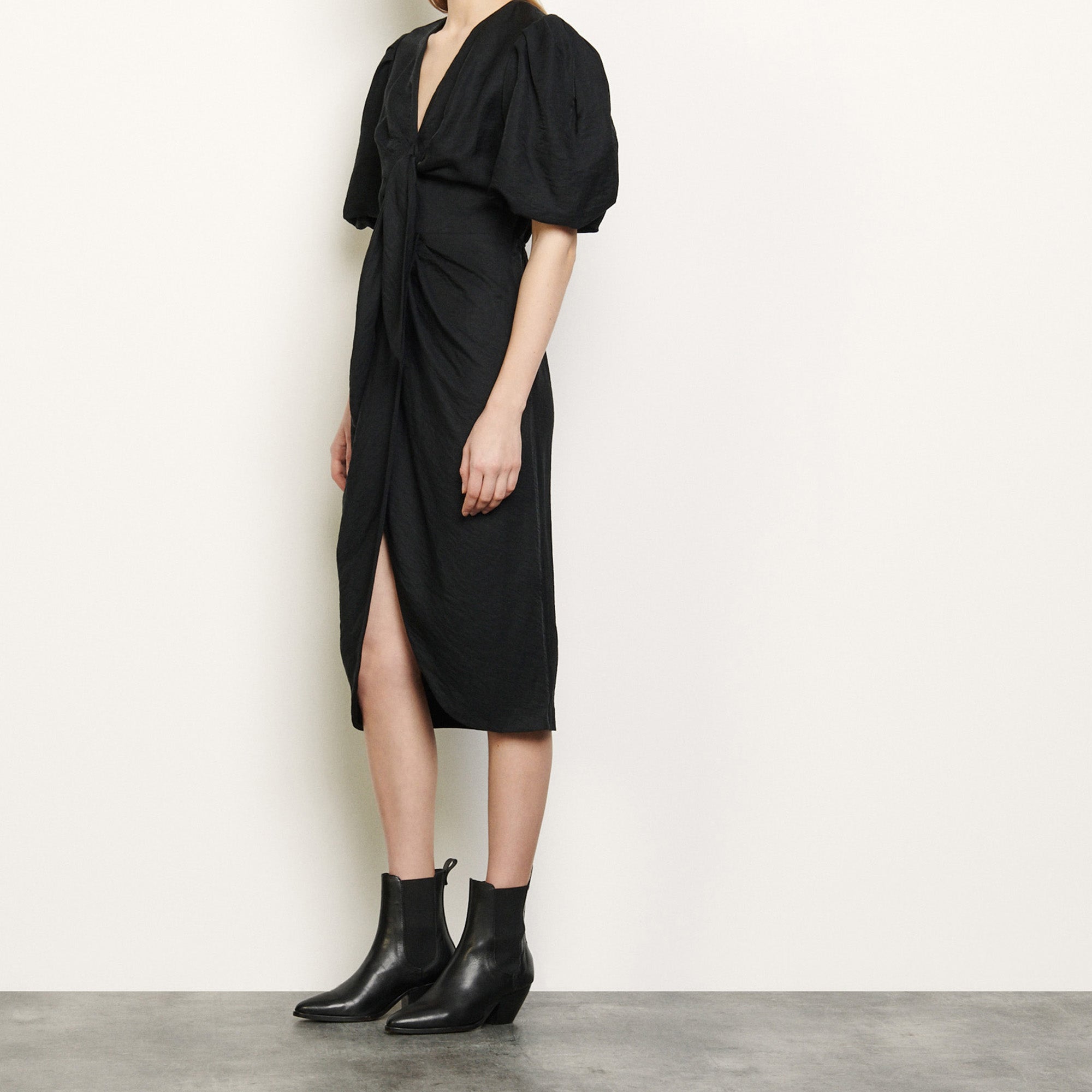 Robe en lin à nouer Sandro seconde main