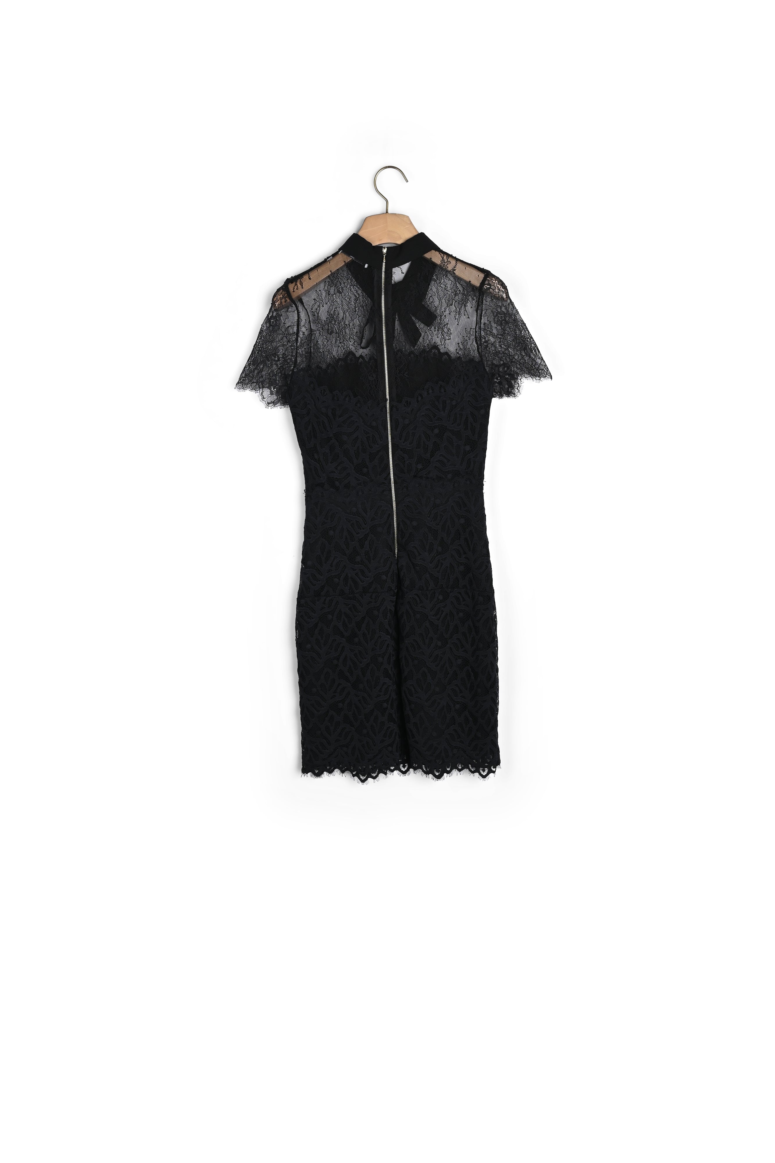 Robe dentelle bicolore Sandro seconde main