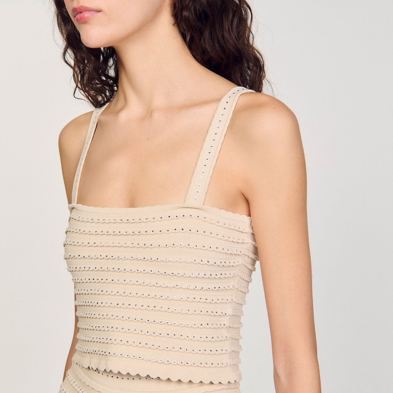 Top court en maille strassée Sandro seconde main