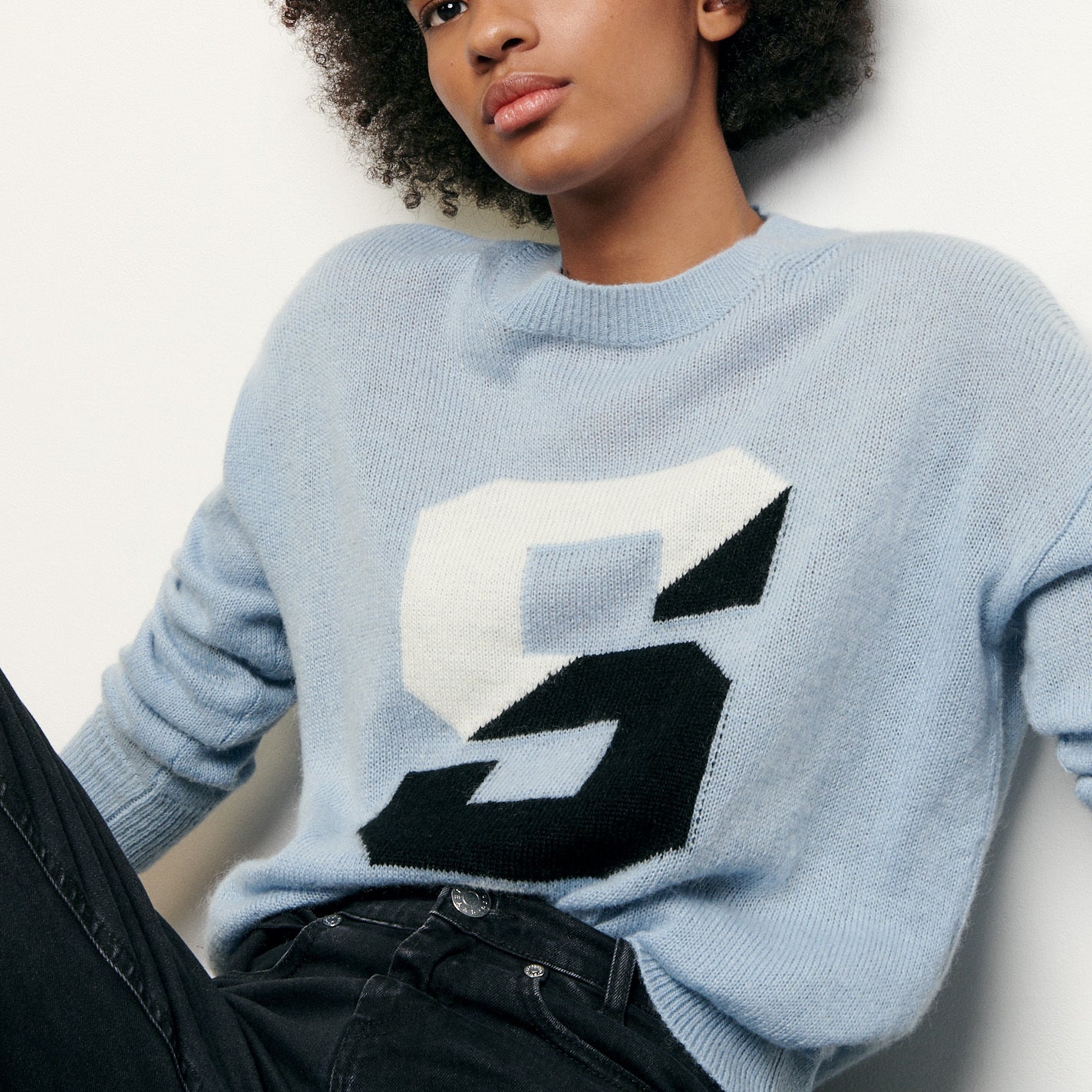 Pull avec initiale Sandro seconde main