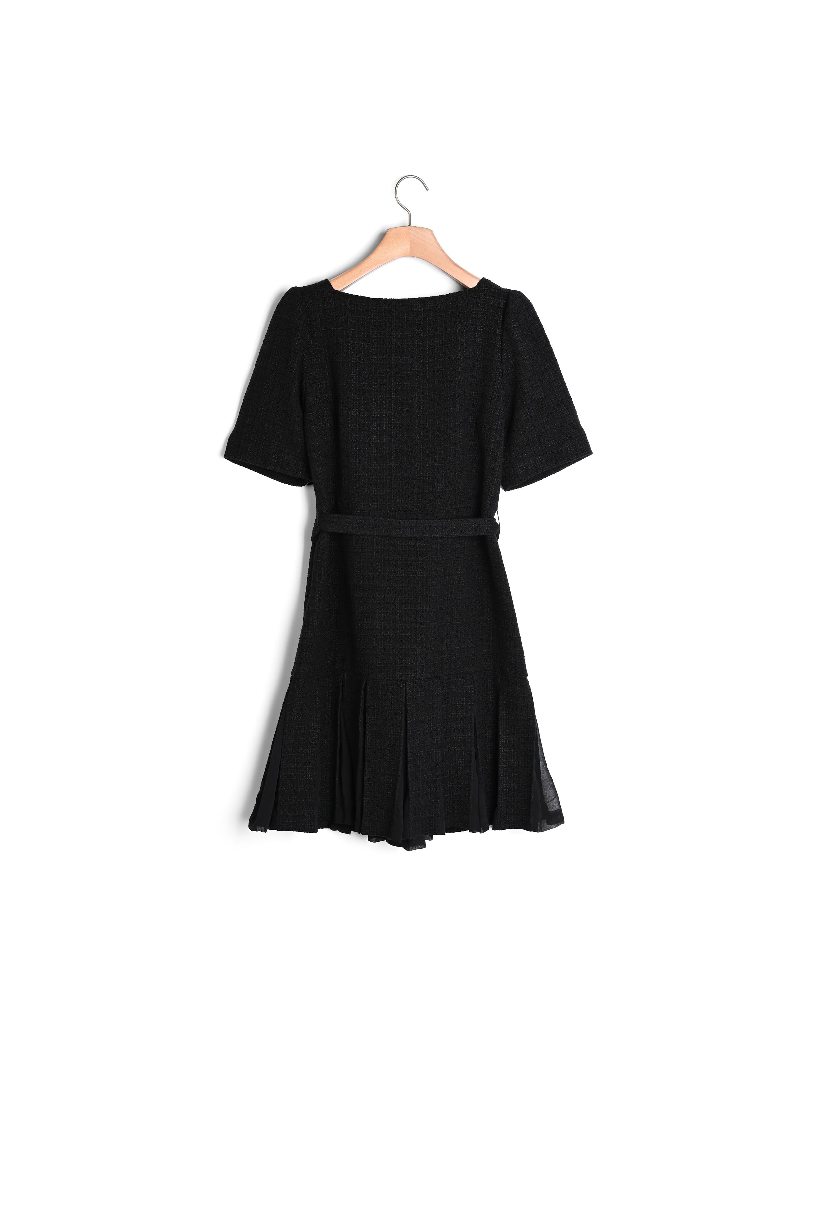 Robe courte en tweed Sandro seconde main