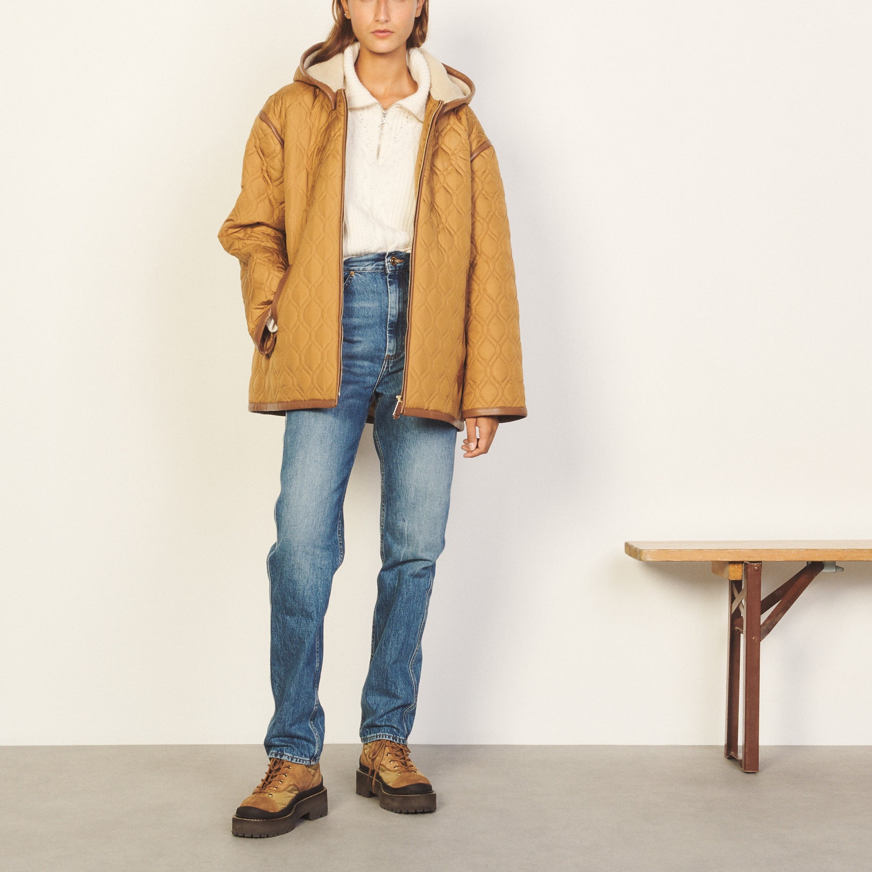 Outerwear Beige Sandro seconde main