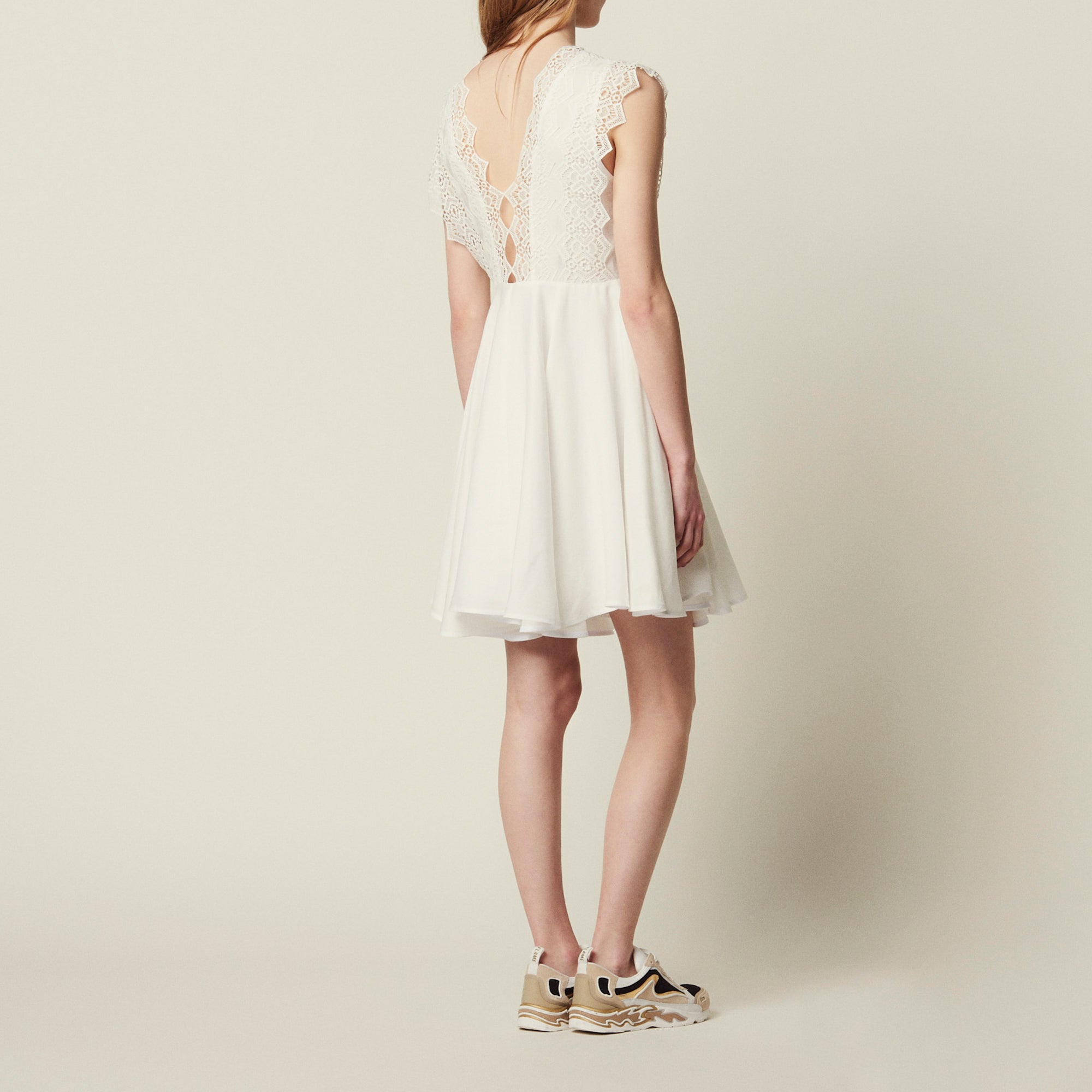 Robe courte patineuse Sandro seconde main