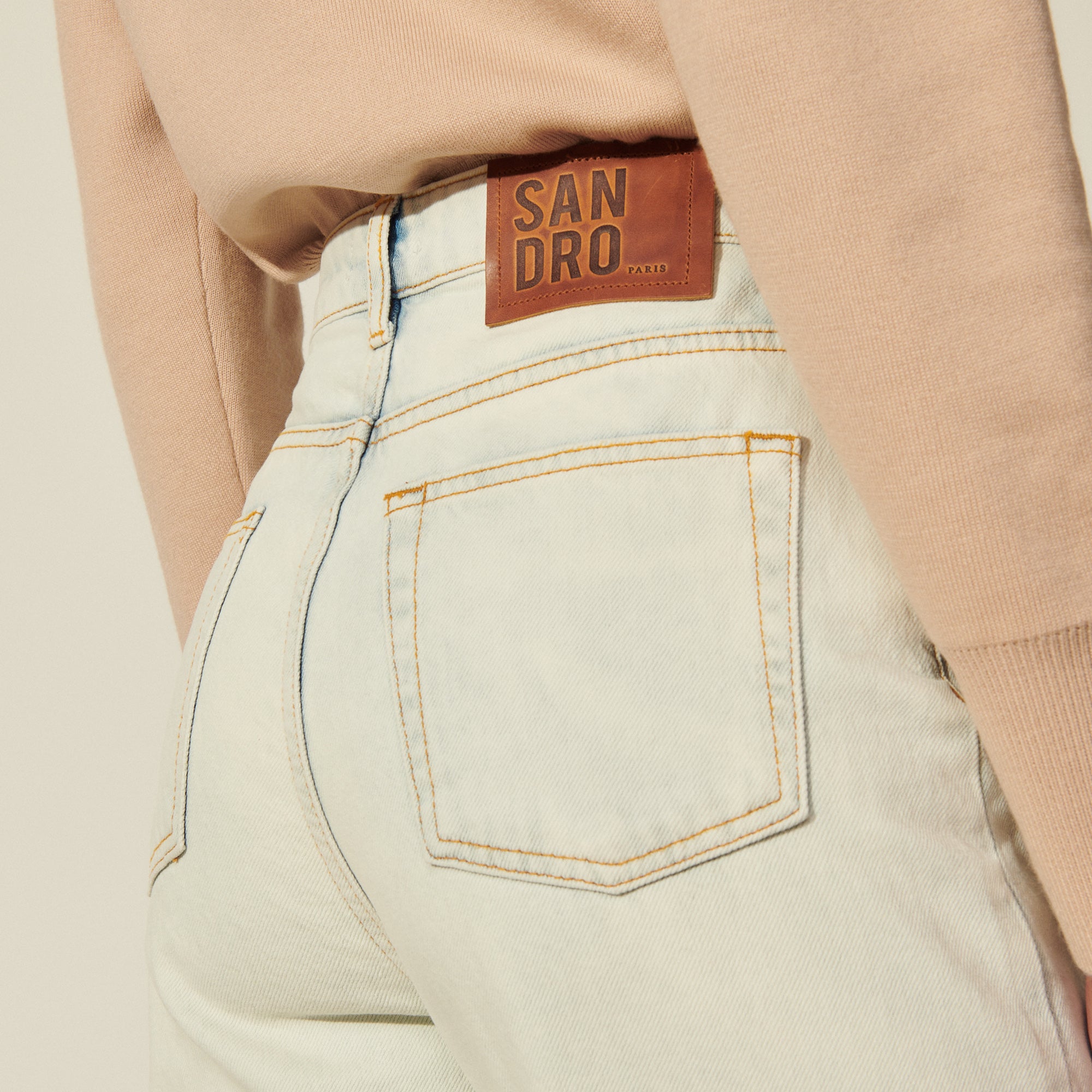 Jean au délavage neige Sandro seconde main