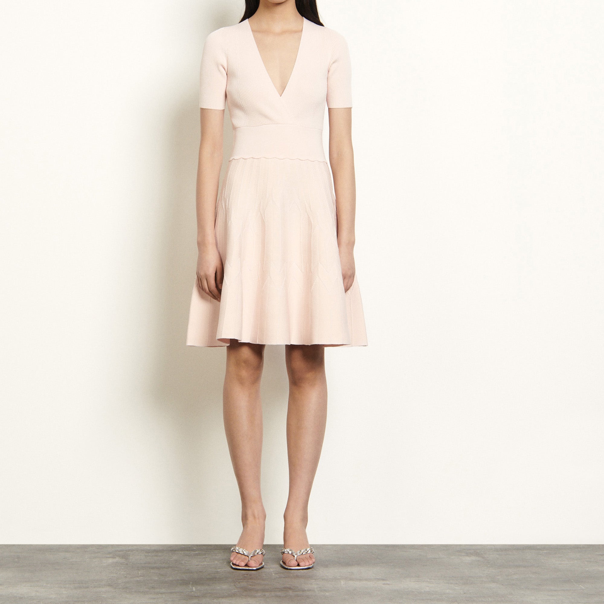 Robe courte en Maille reliéfée Sandro seconde main