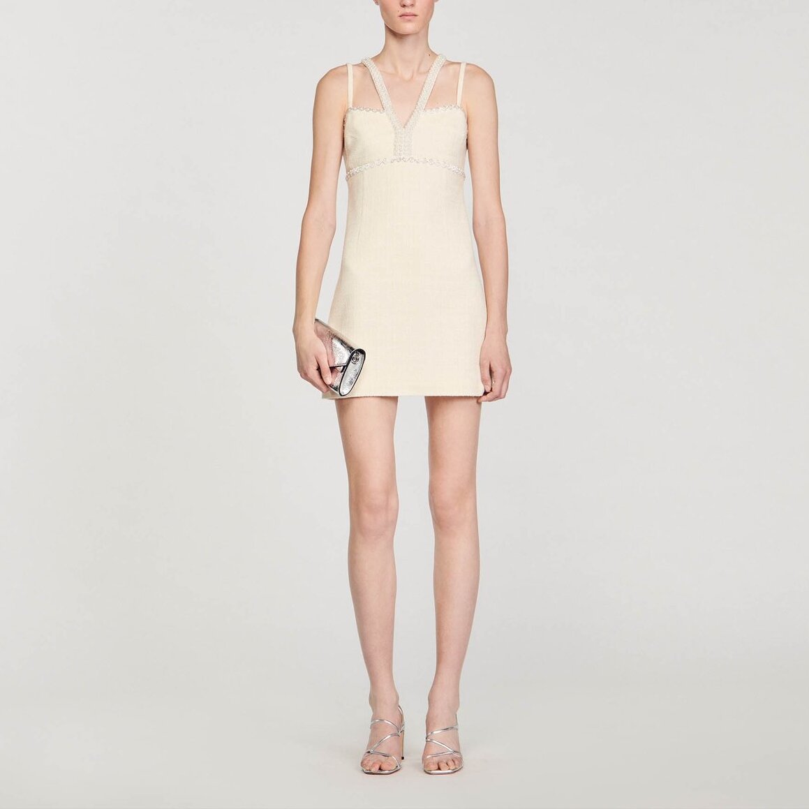 Robe courte ornée de perles Sandro seconde main