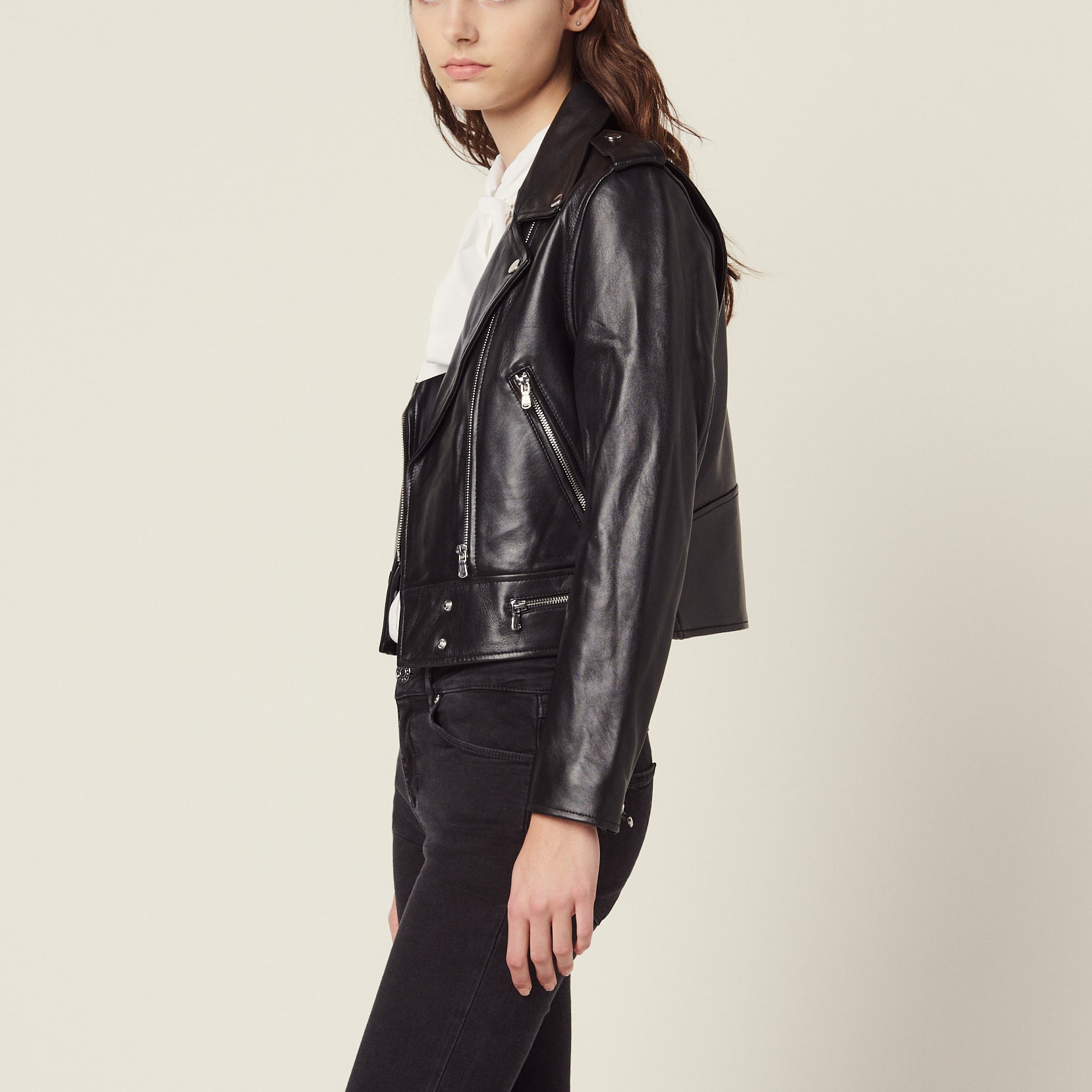 Blouson court en cuir de mouton Sandro seconde main