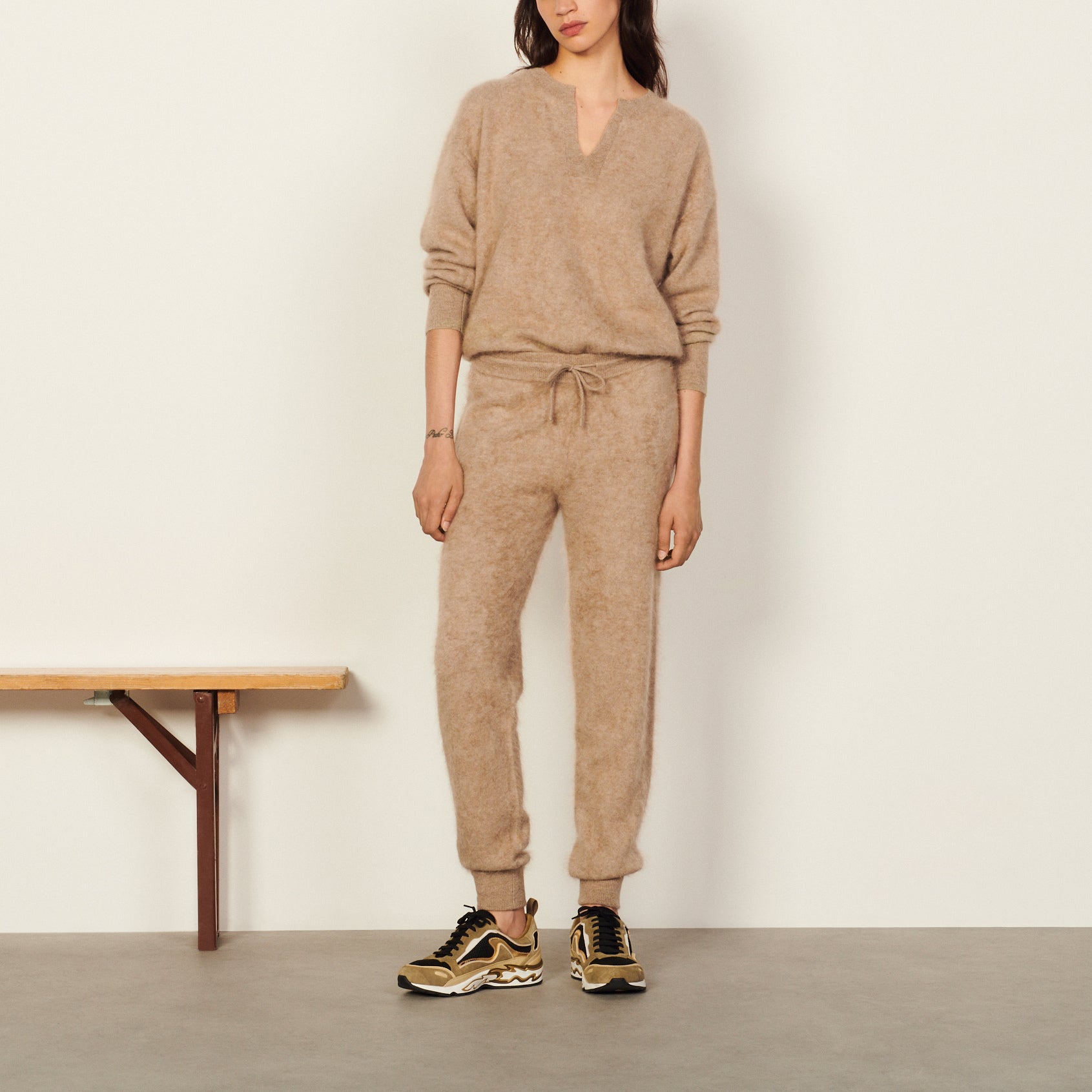 Pantalon Taupe Sandro seconde main