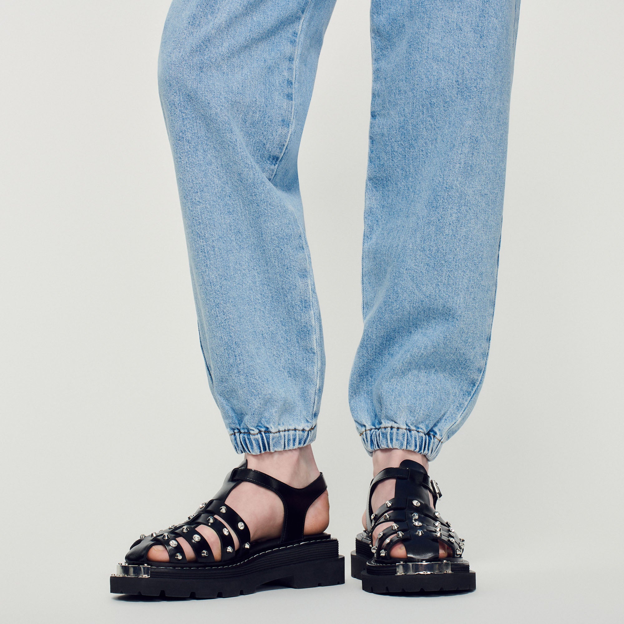 Jean en denim délavé Sandro seconde main