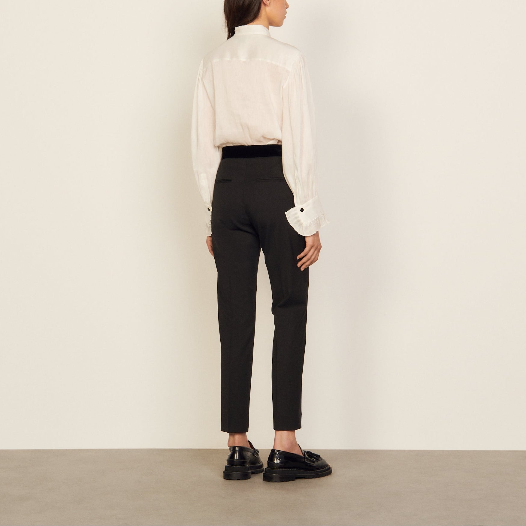 Pantalon classique Sandro seconde main