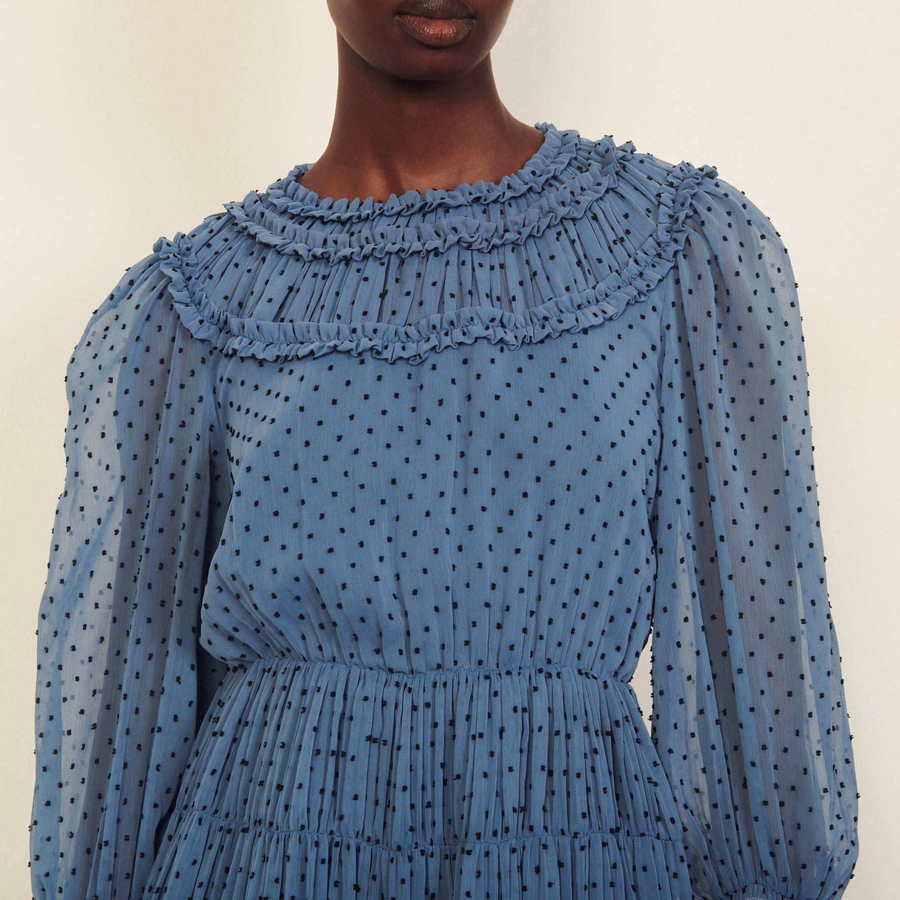 Robe courte drapée et volantée Sandro seconde main