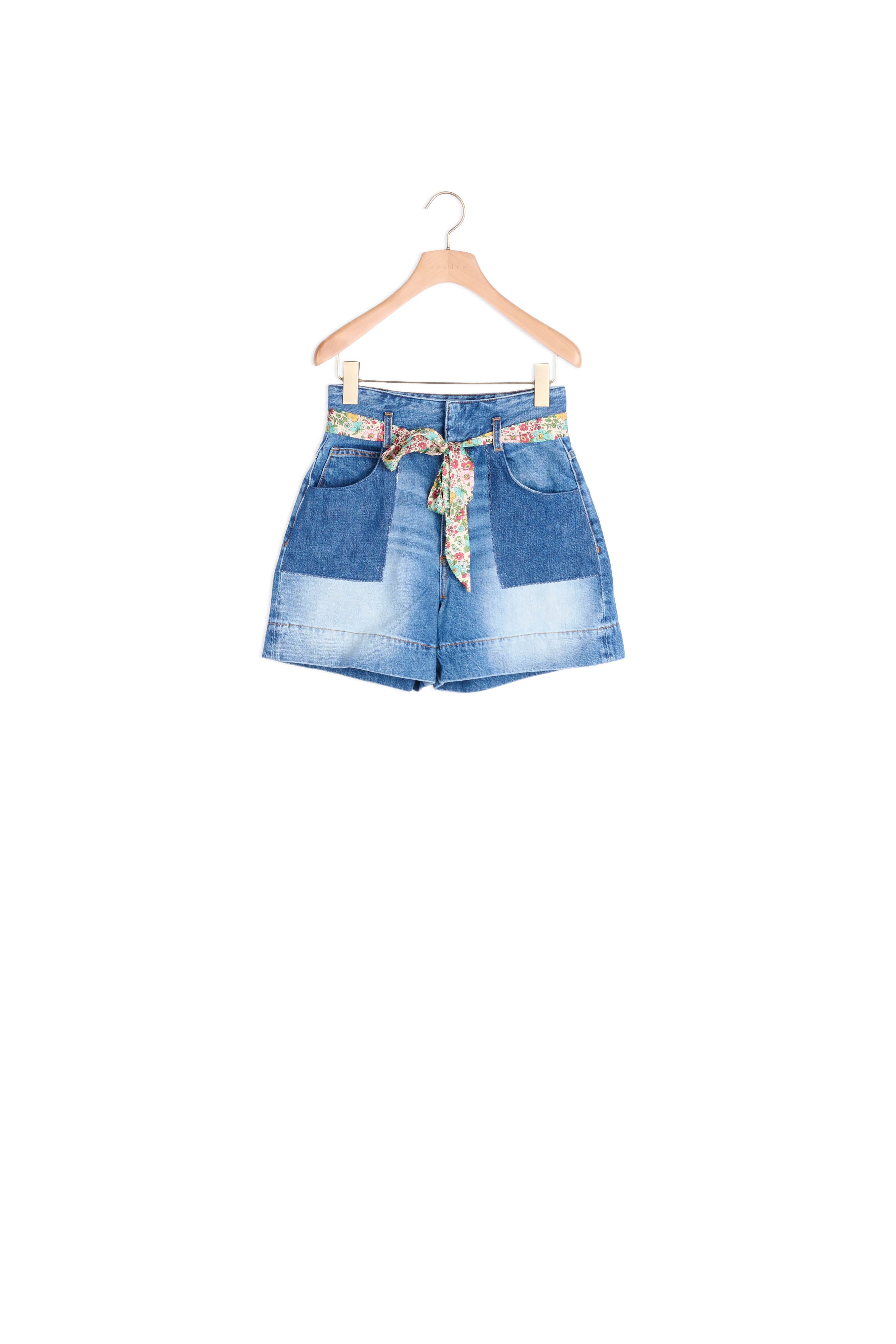 Short en Jean délavé Sandro seconde main