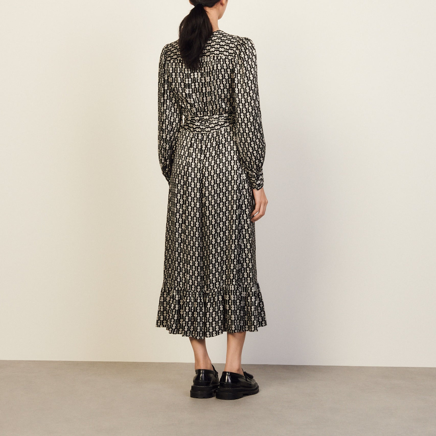 Robe imprimé noir et blanc Sandro seconde main