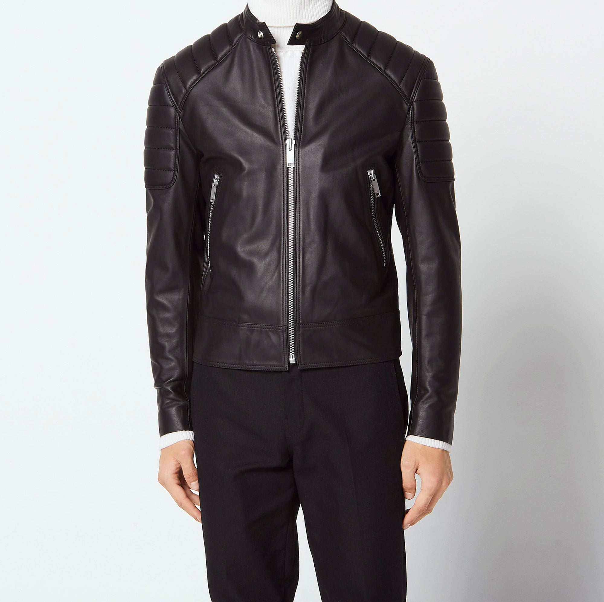 Blouson en cuir finitions matelassées Sandro seconde main