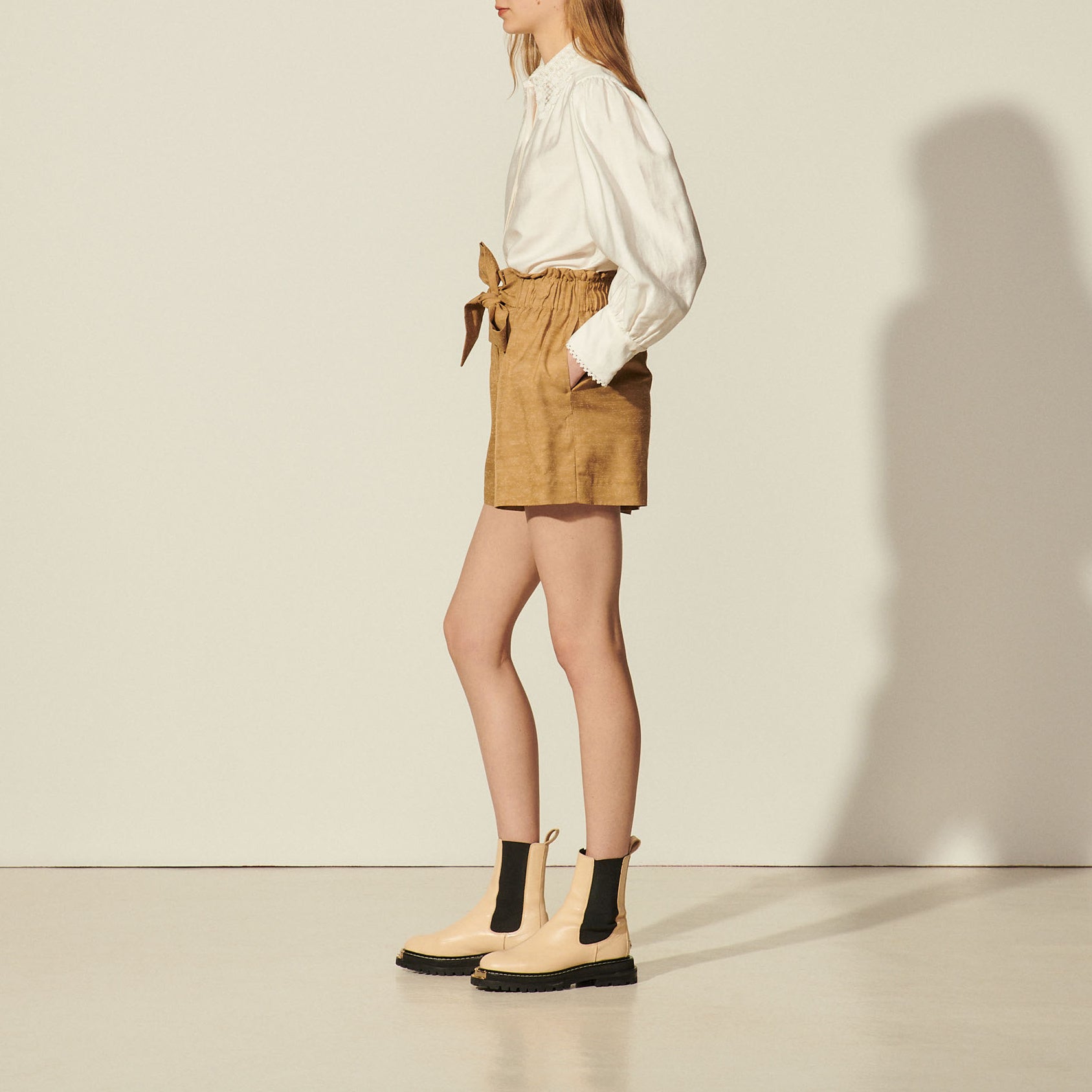 Short large avec ceinture à nouer Sandro seconde main