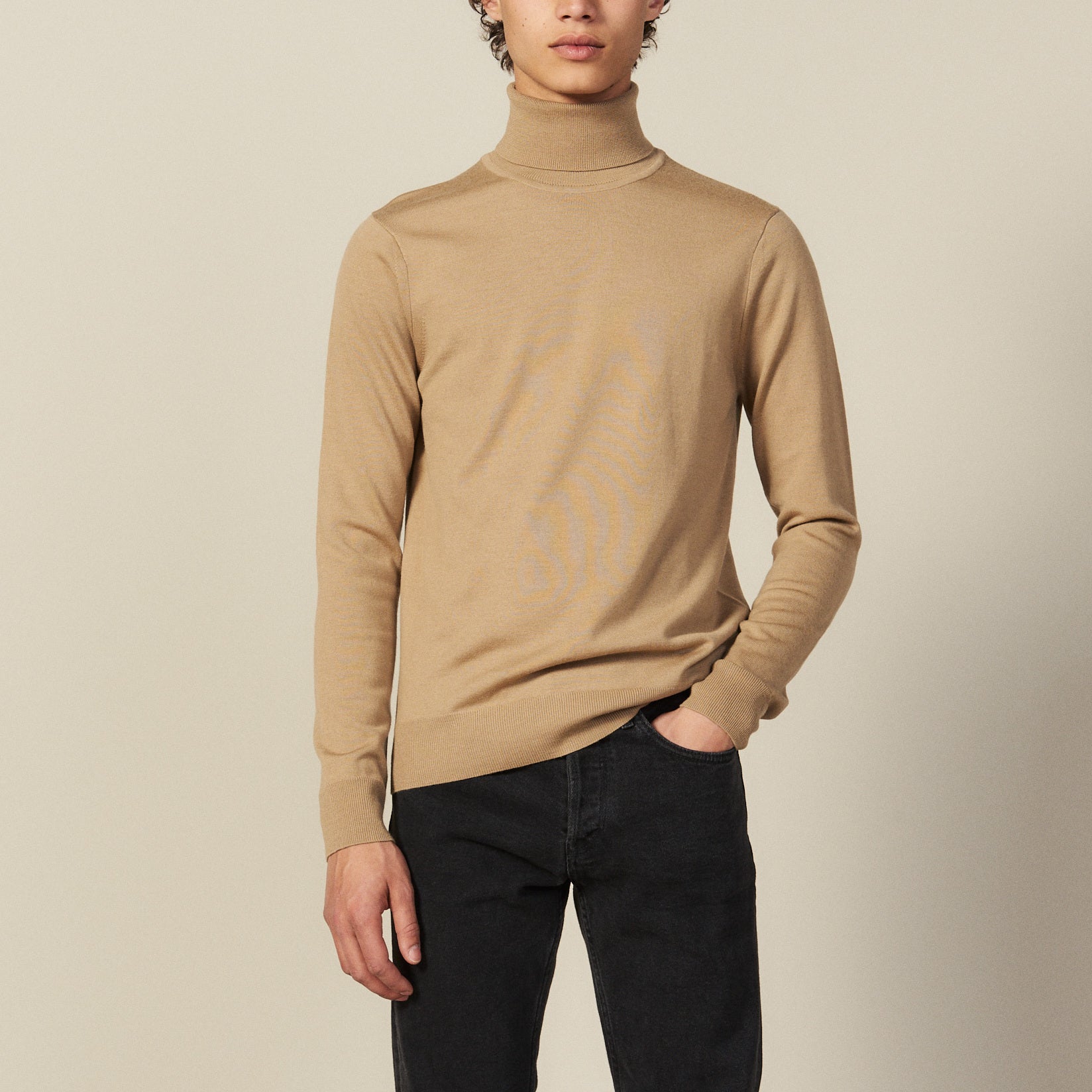 Pull à col roulé en laine Sandro seconde main