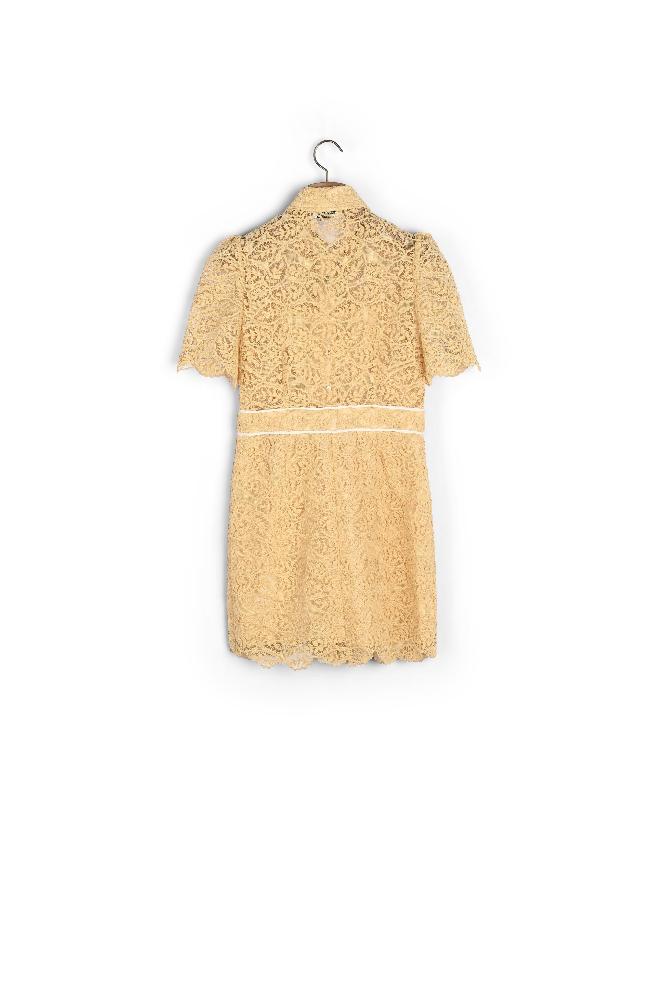 Robe courte en dentelle Sandro seconde main